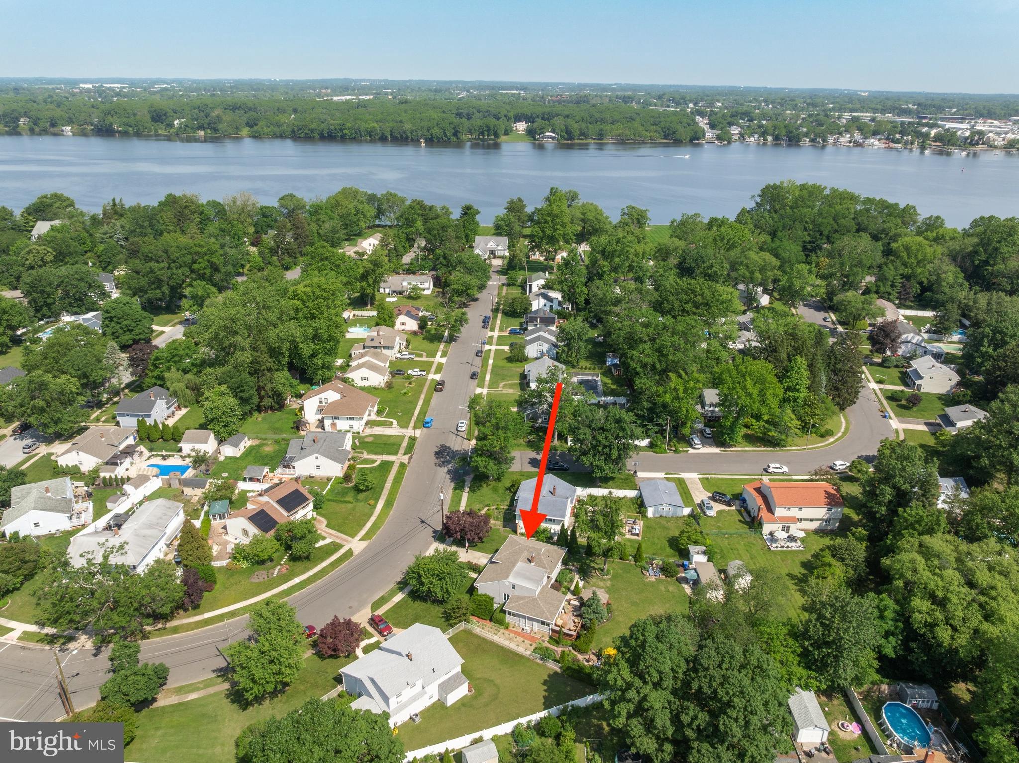 306 FENIMORE LANE