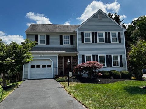 Photo of 8229 Bell Lane, VIENNA, VA 22182 (MLS # VAFX2307334)