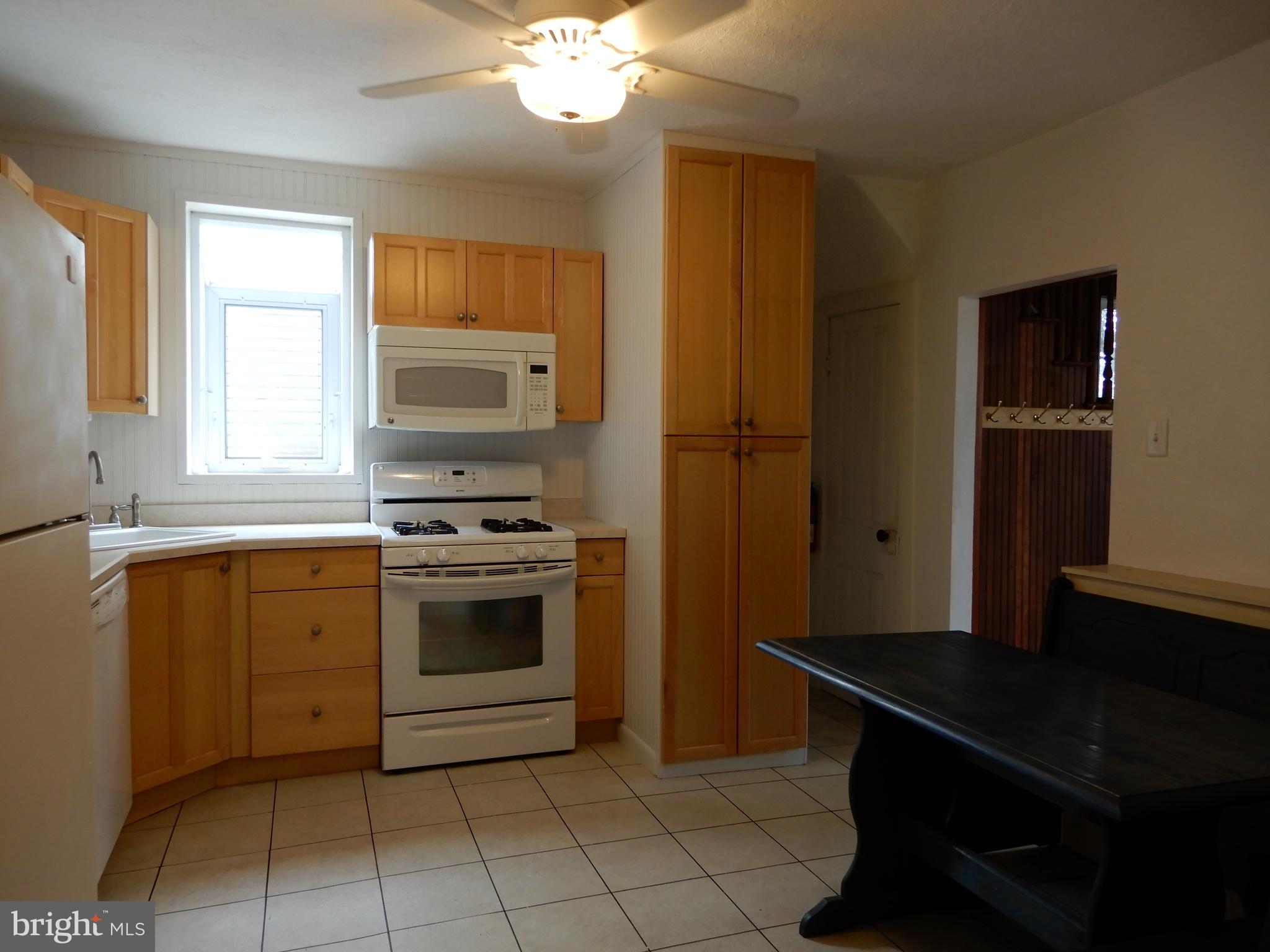 PLEASUREVILLE - Residential
