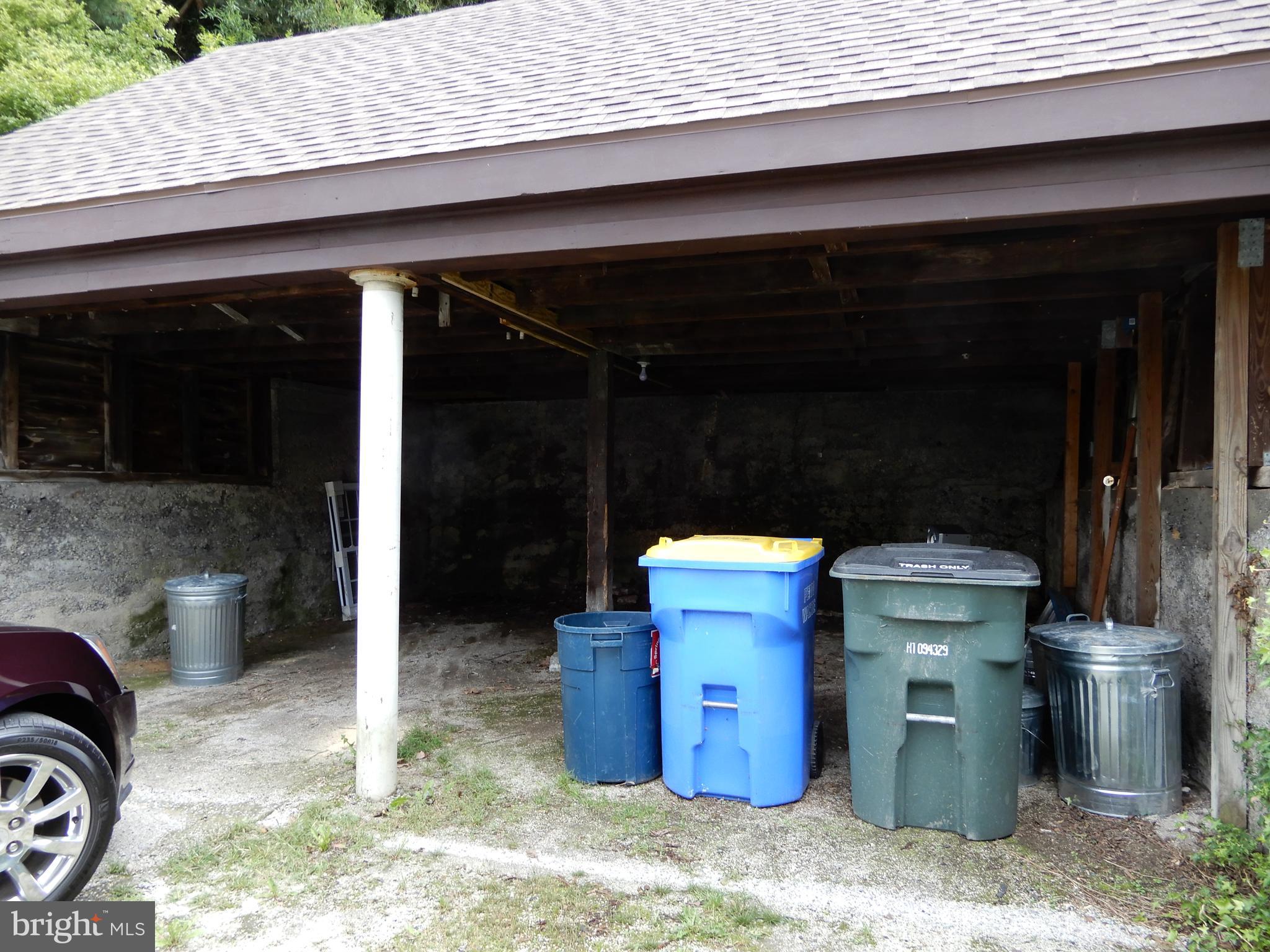 PLEASUREVILLE - Residential