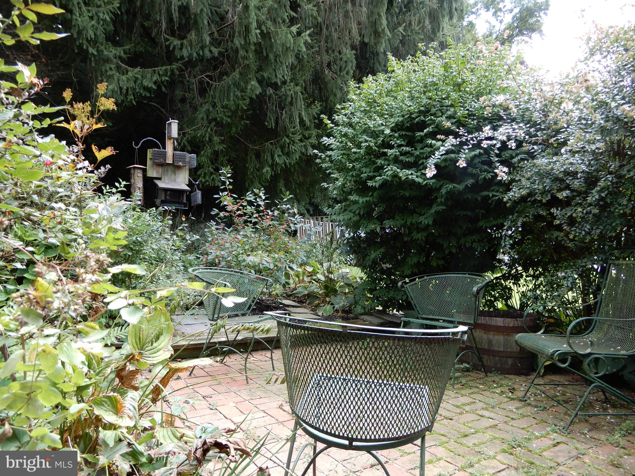 PLEASUREVILLE - Residential