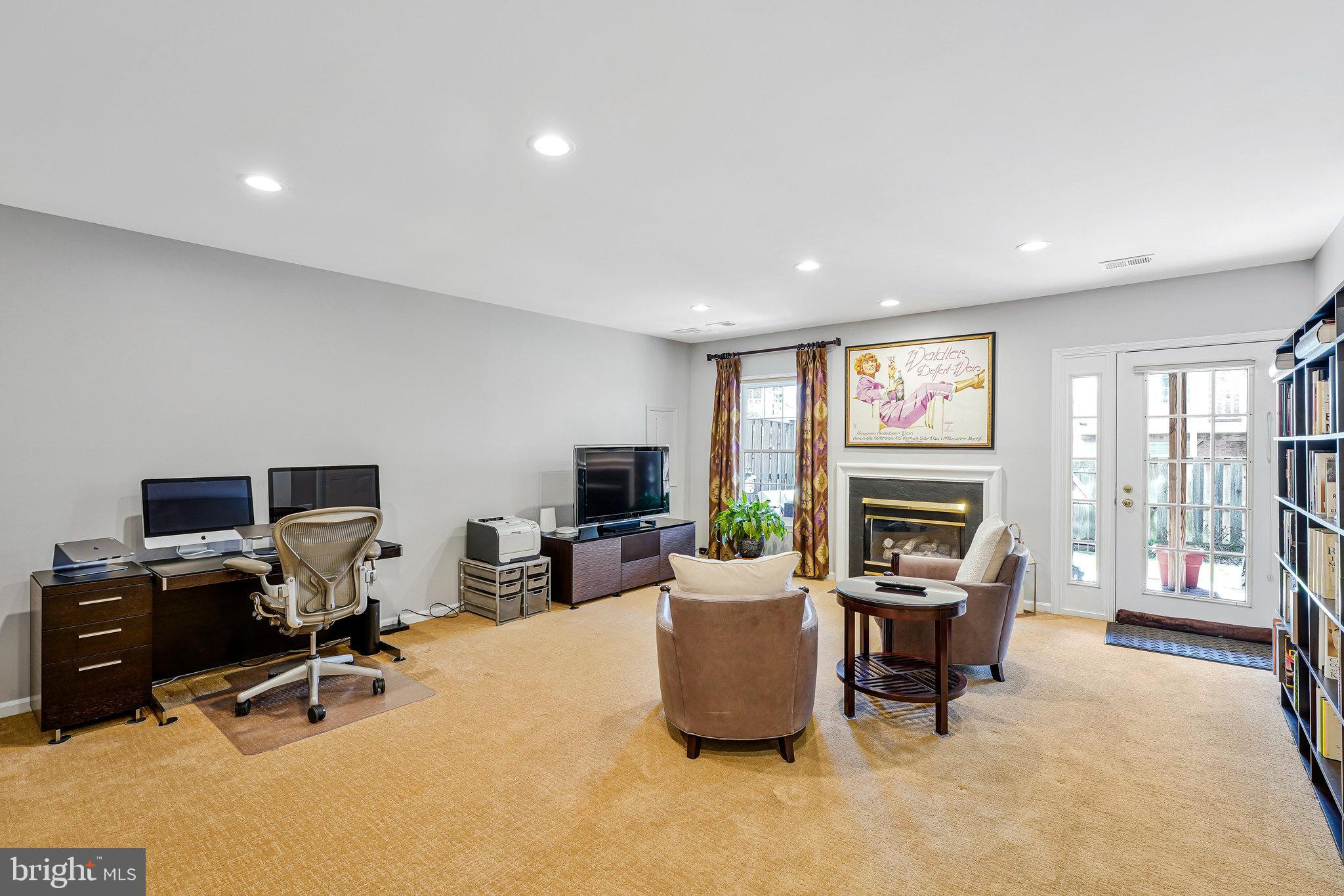 WESTWOOD TOWNS - Residential