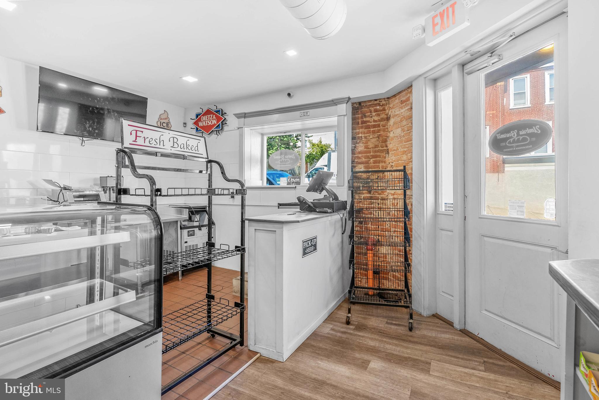 MANAYUNK - Residential Income