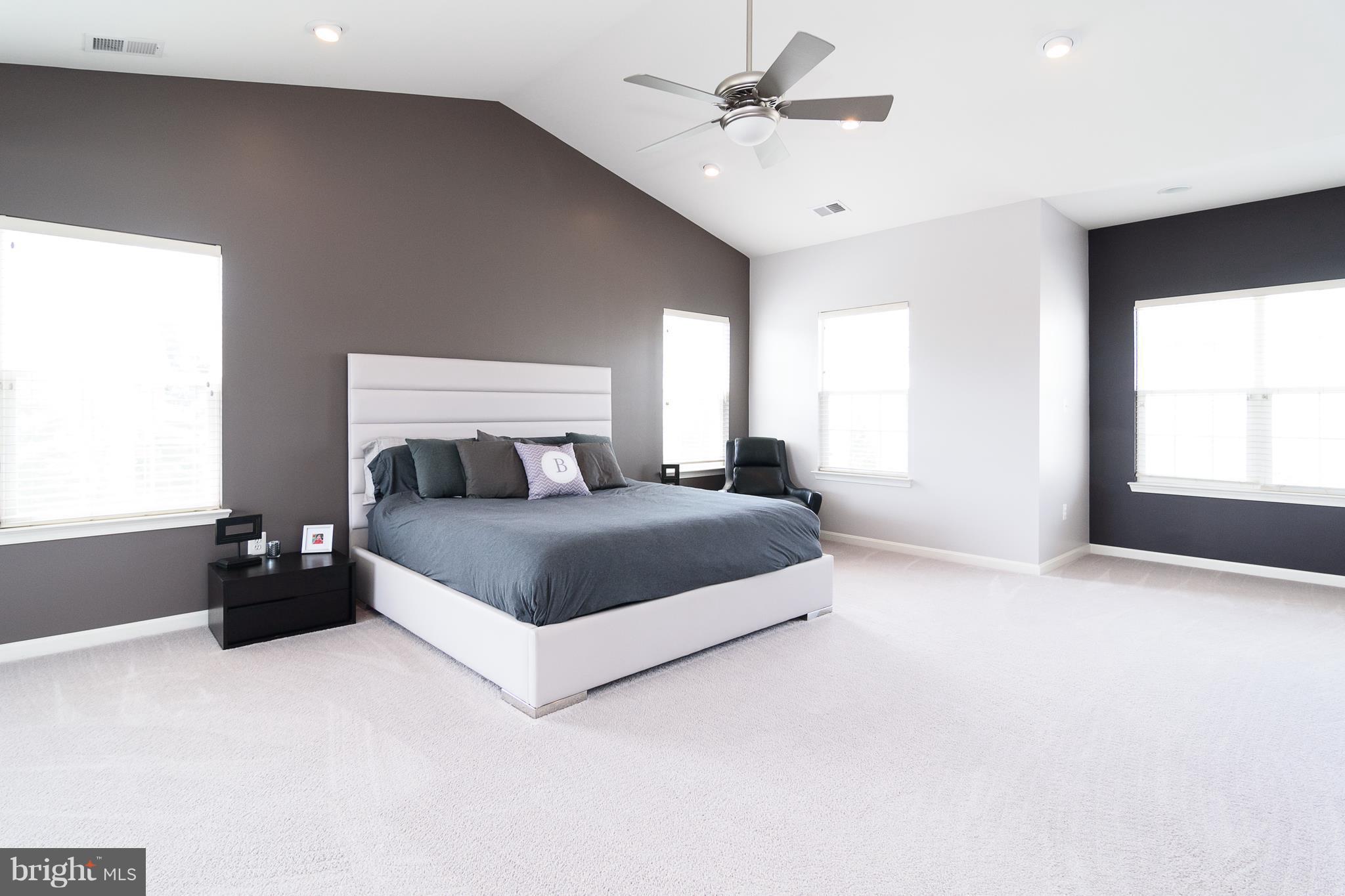 AUTUMN VIEW - Residential