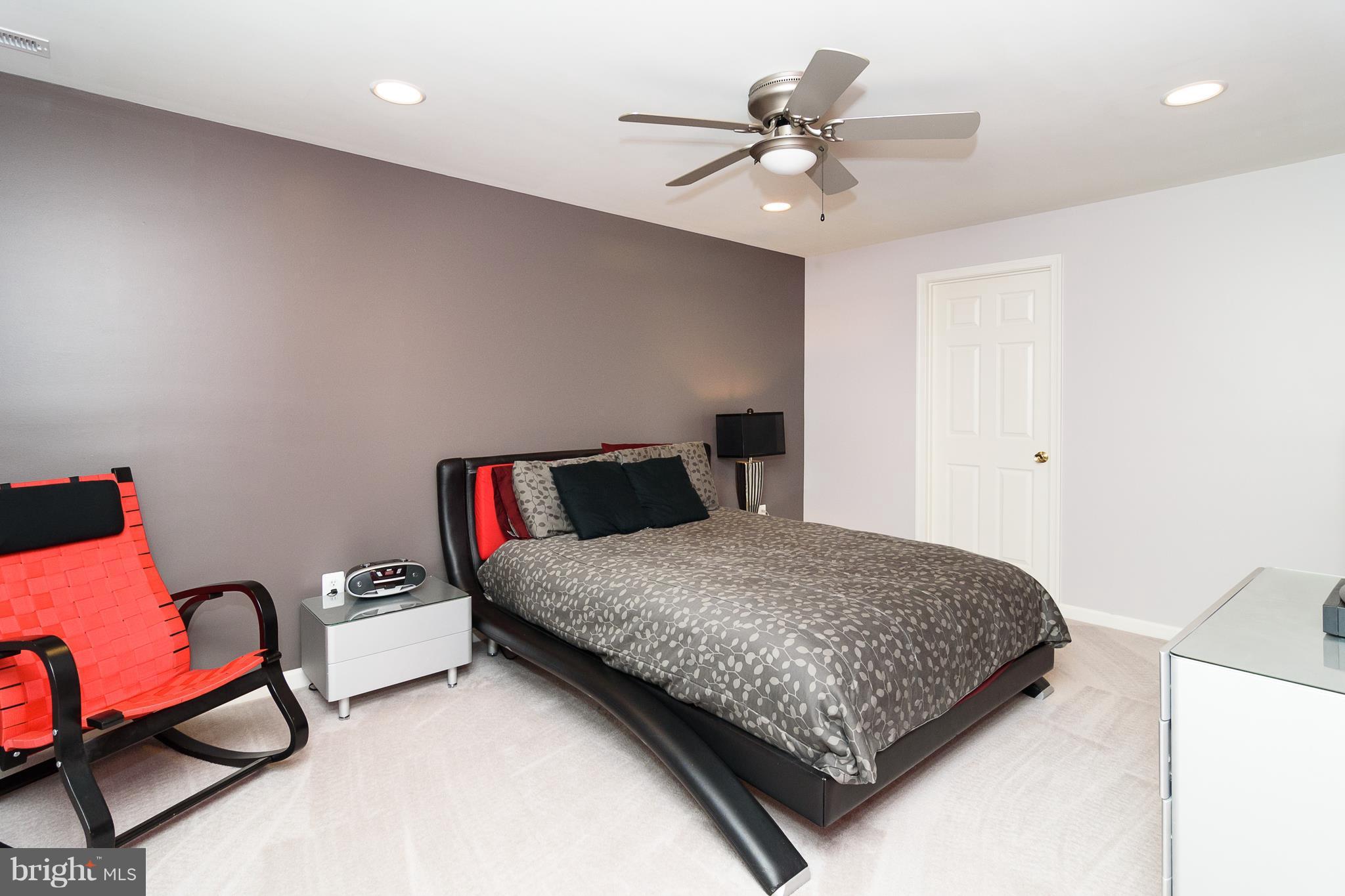 AUTUMN VIEW - Residential