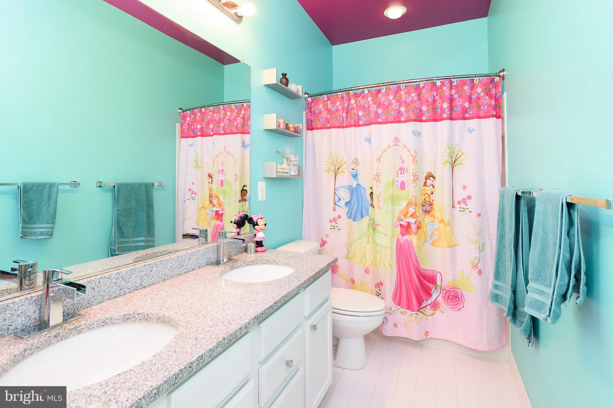 AUTUMN VIEW - Residential