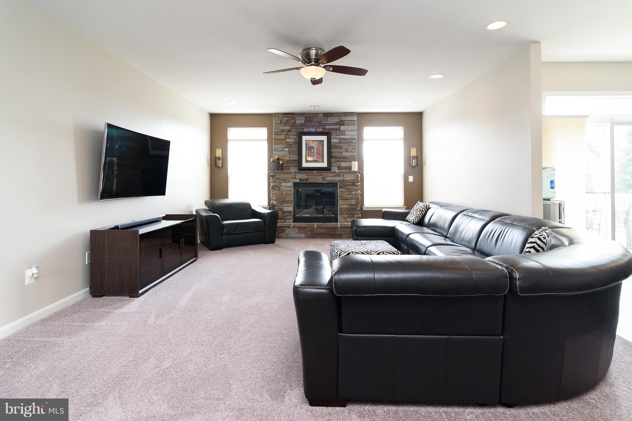 AUTUMN VIEW - Residential