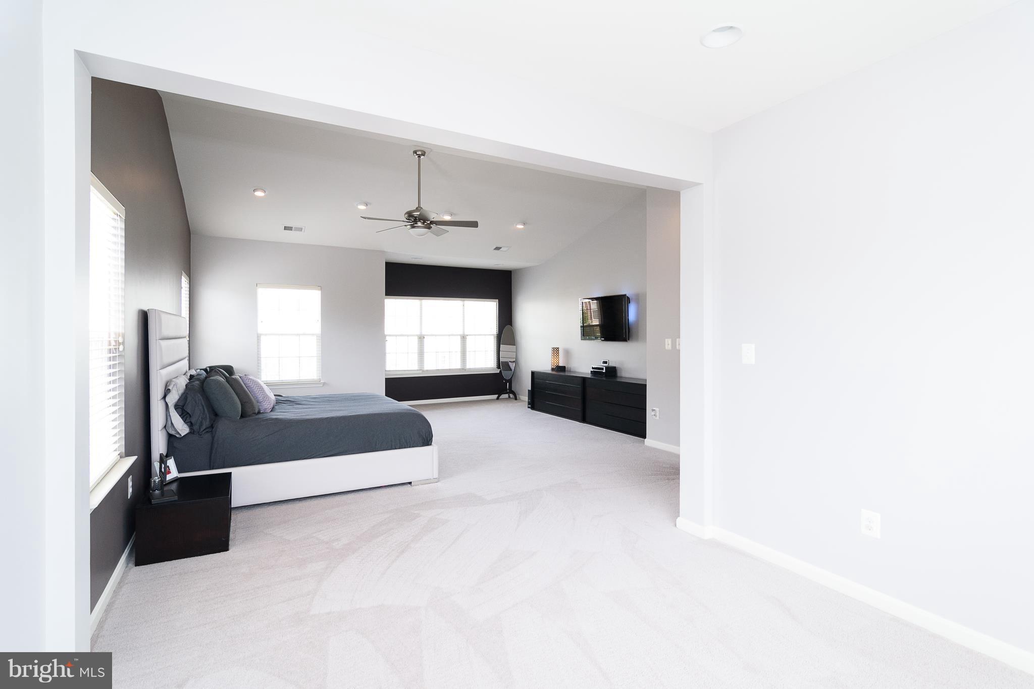 AUTUMN VIEW - Residential