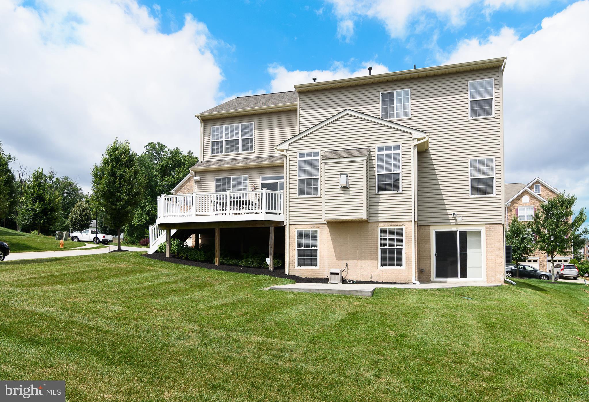 AUTUMN VIEW - Residential