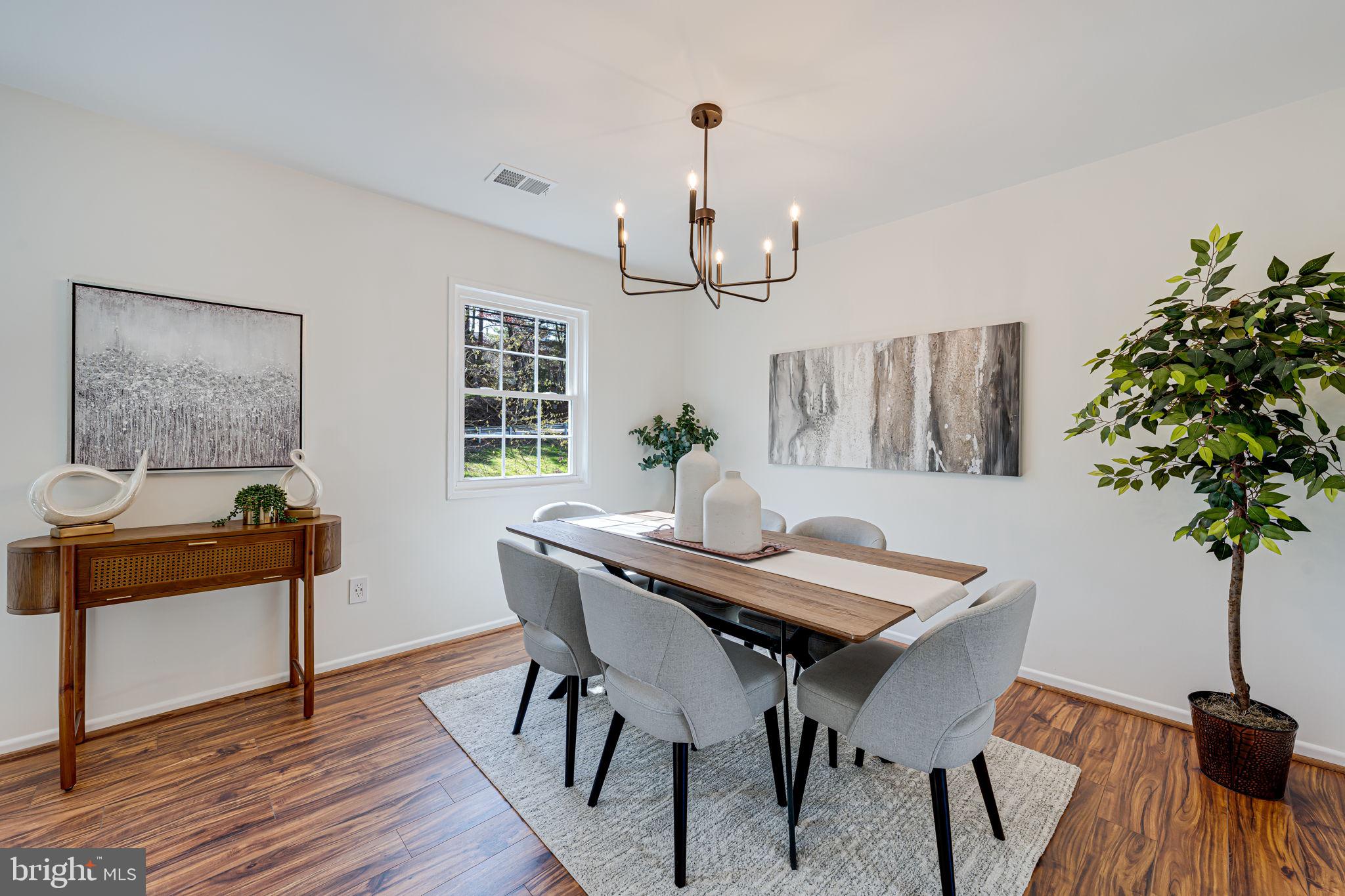 LAKE BRADDOCK - Residential