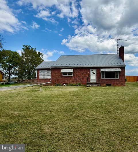 Photo of 11846 Mercersburg Rd, GREENCASTLE, PA 17225 (MLS # PAFL2036812)