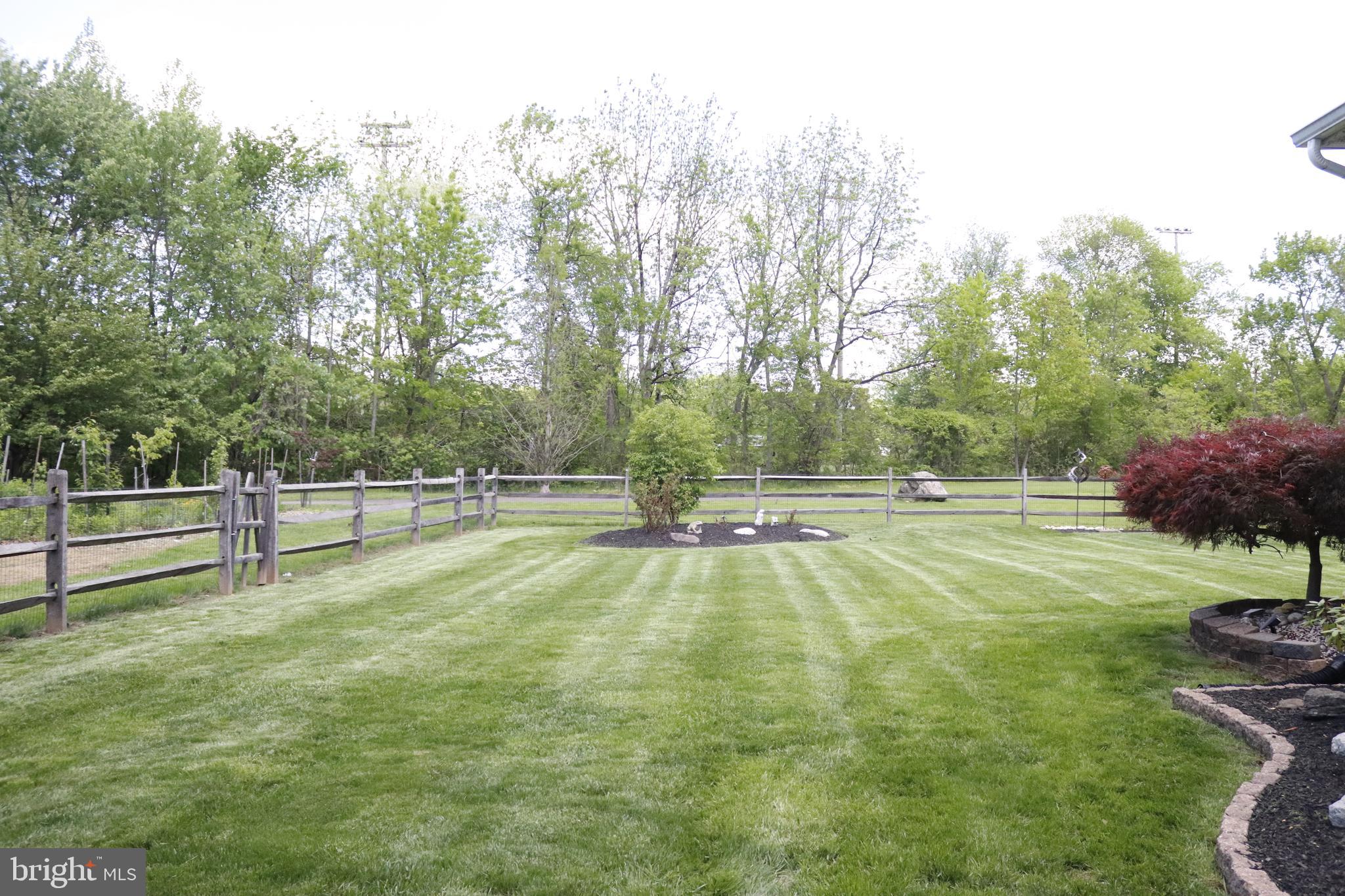 ROSLYN - Residential