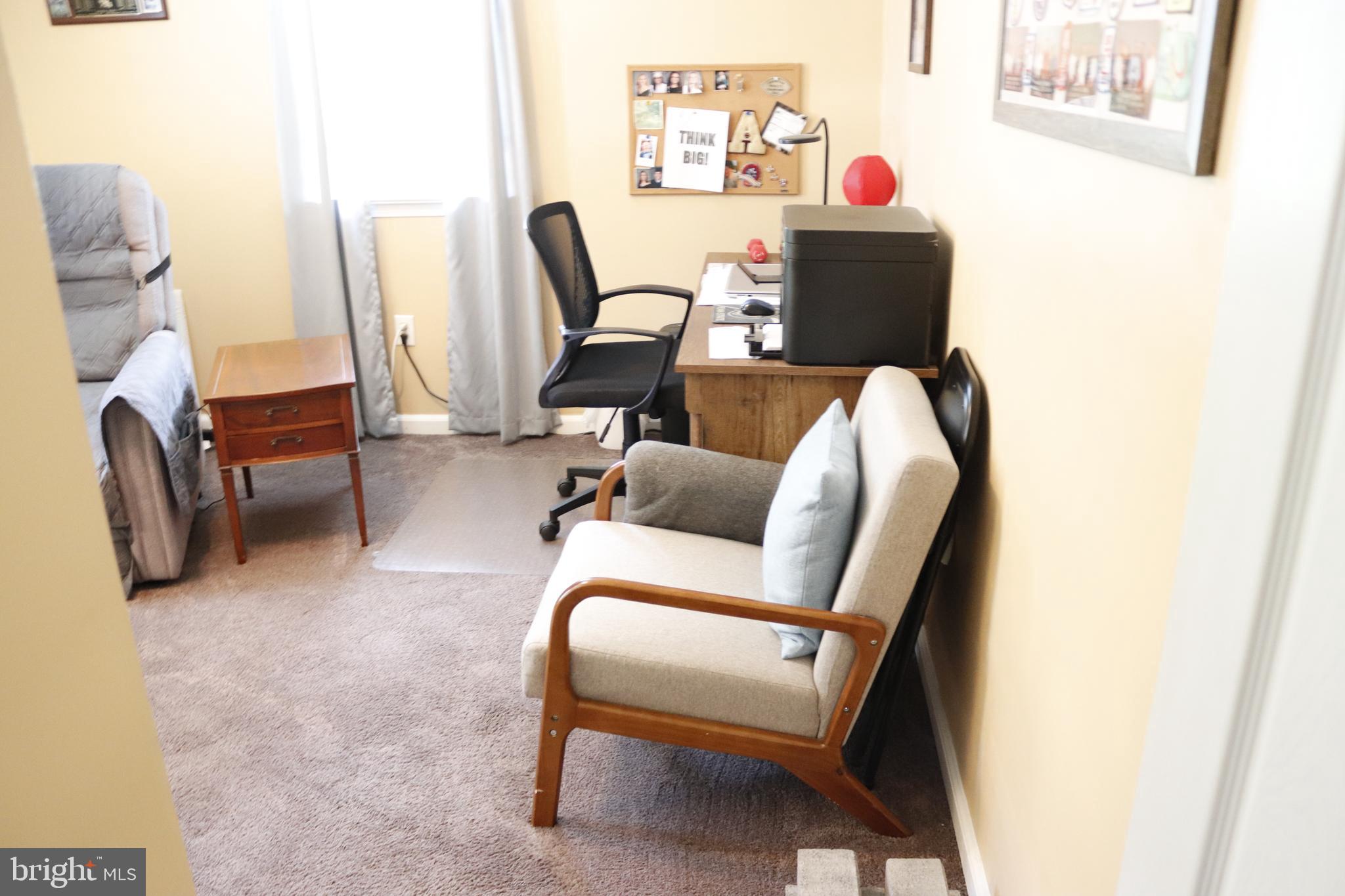 ROSLYN - Residential