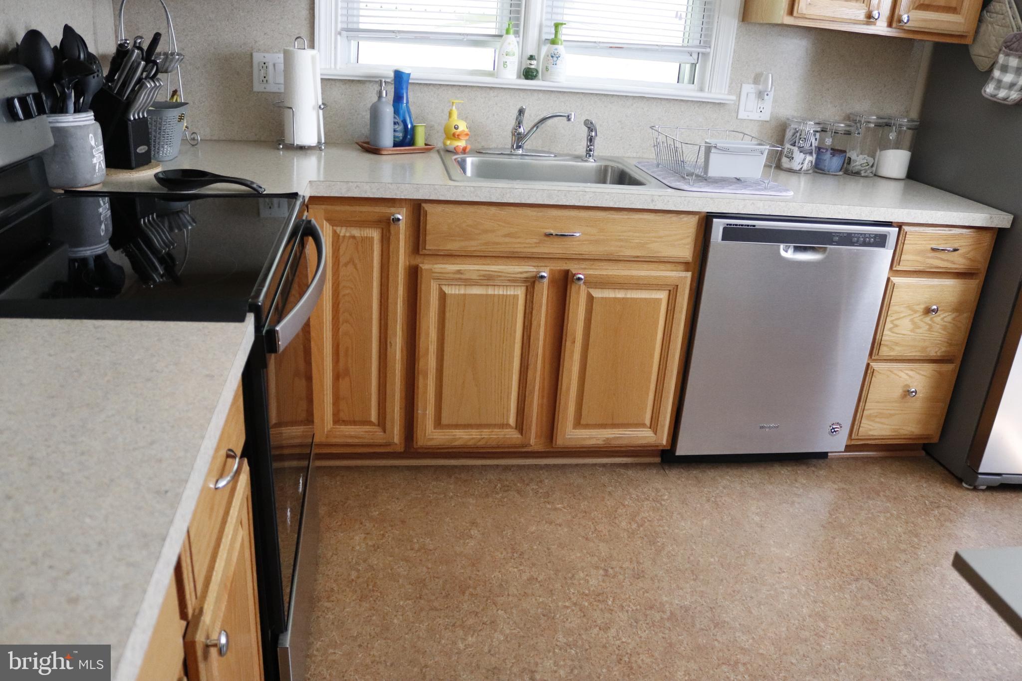 ROSLYN - Residential