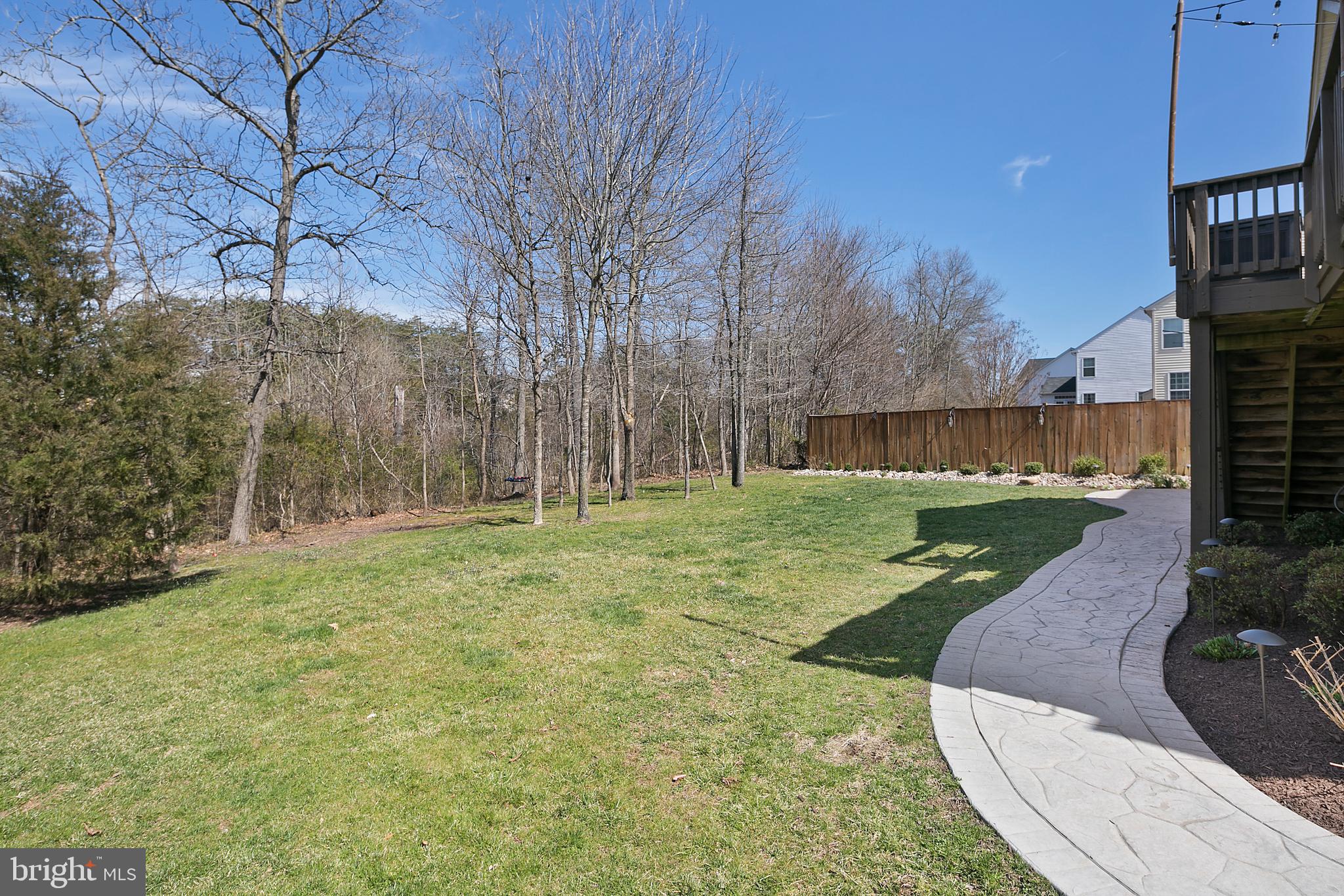 INNISBROOKE/LINTON CREST - Residential