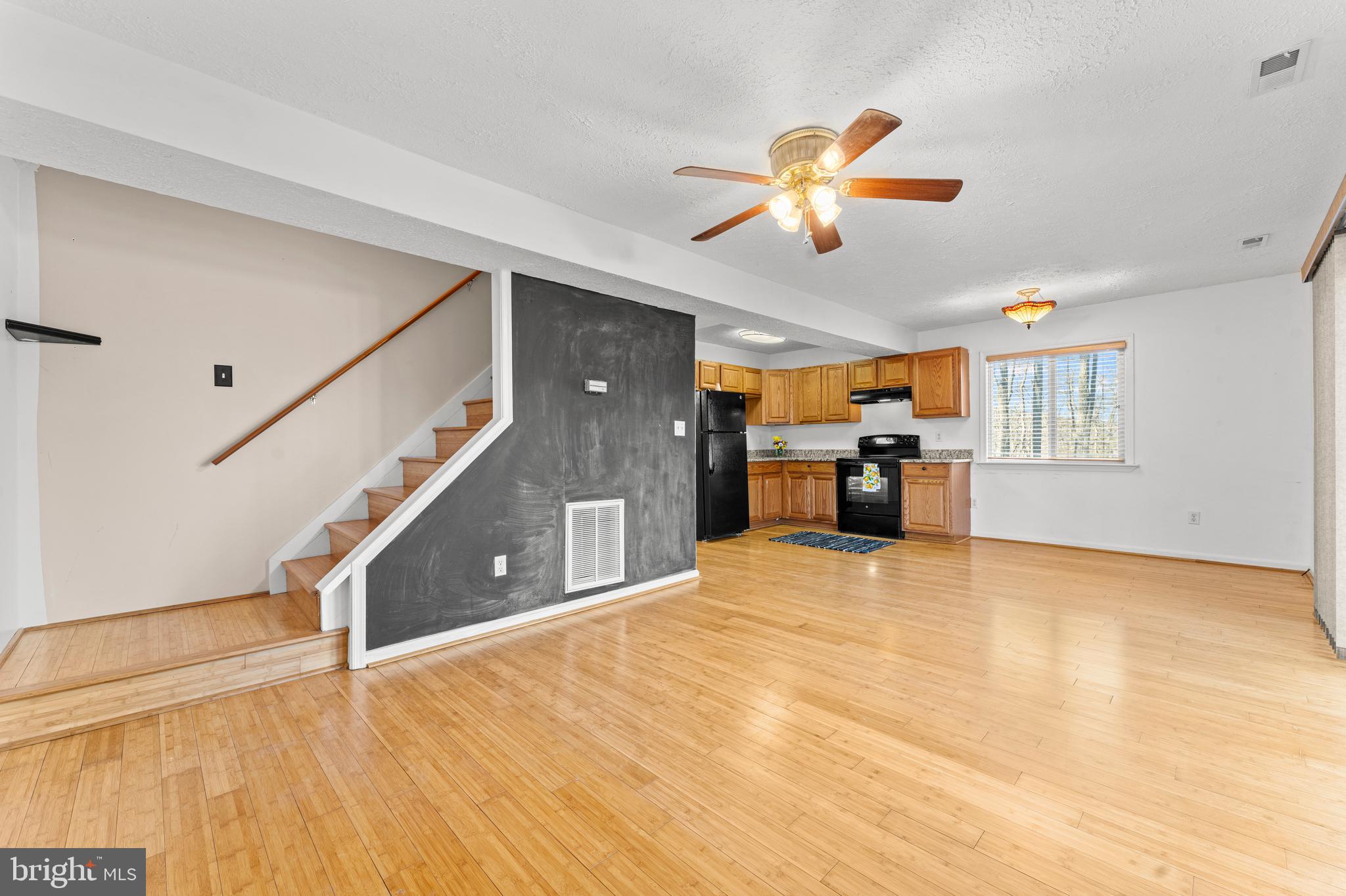 APPLE MT LAKE - Residential