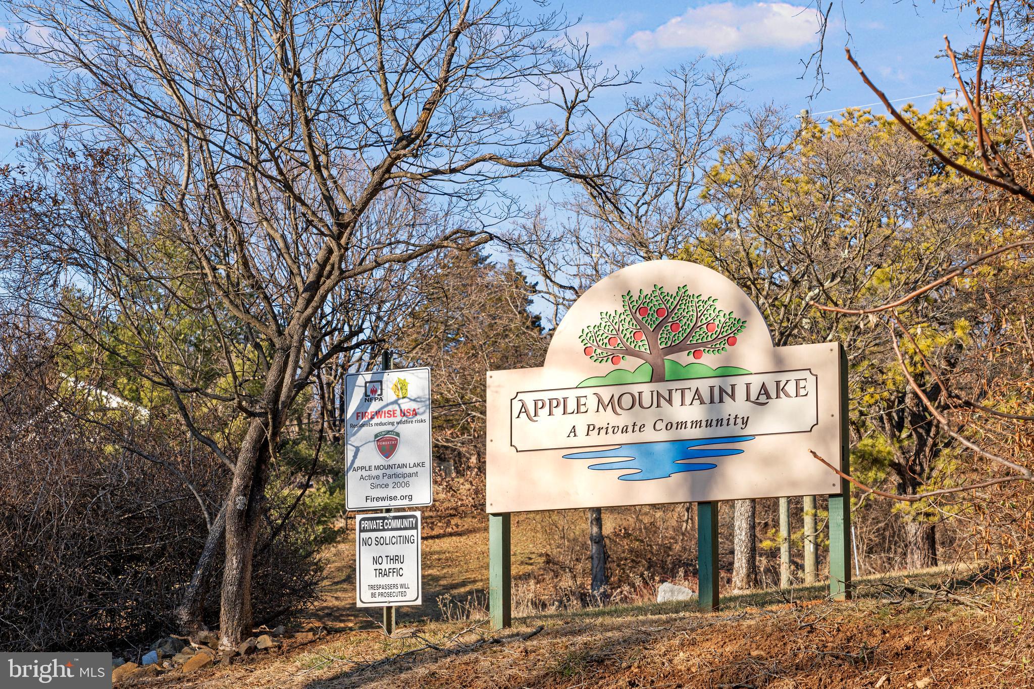 APPLE MT LAKE - Residential