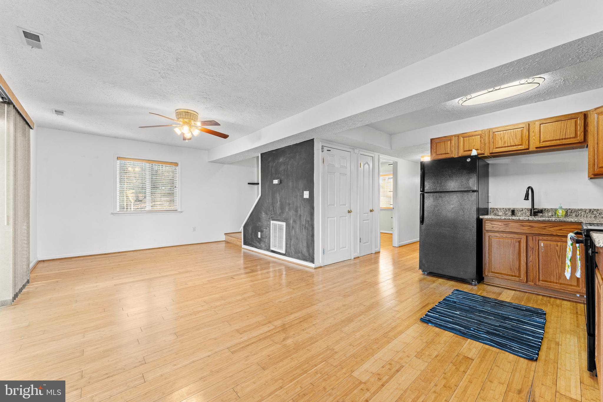 APPLE MT LAKE - Residential