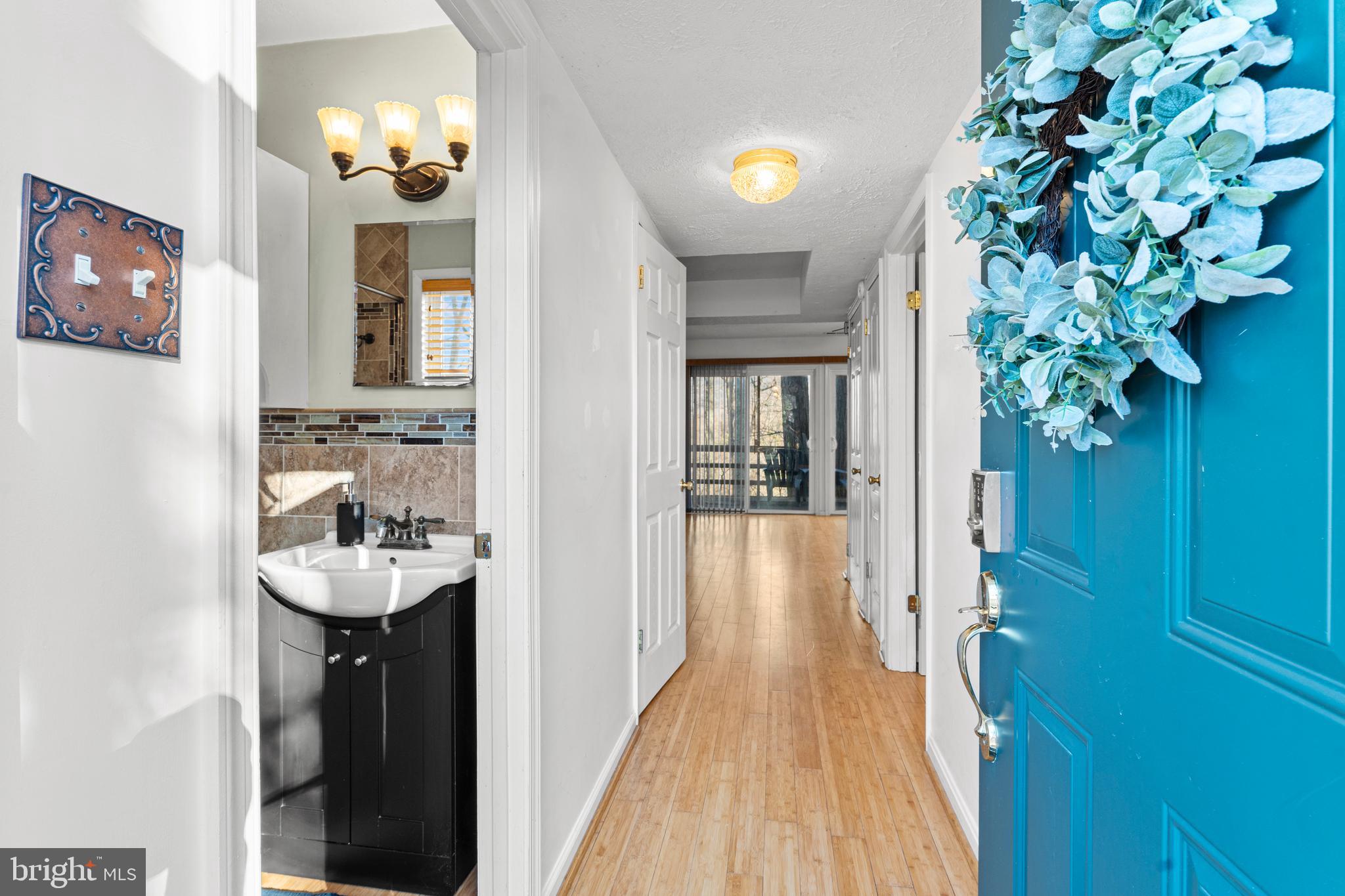 APPLE MT LAKE - Residential