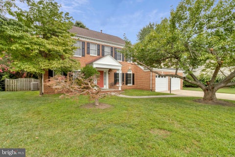 Photo of 15804 Seurat Drive, NORTH POTOMAC, MD 20878 (MLS # MDMC2252756)