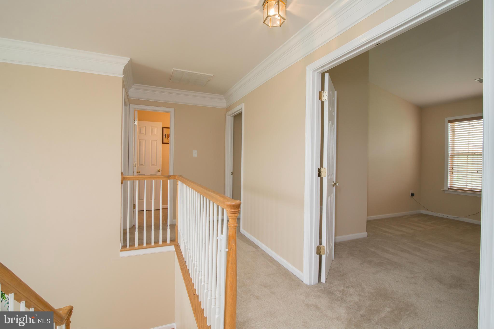 MEADOW BROOK - Residential