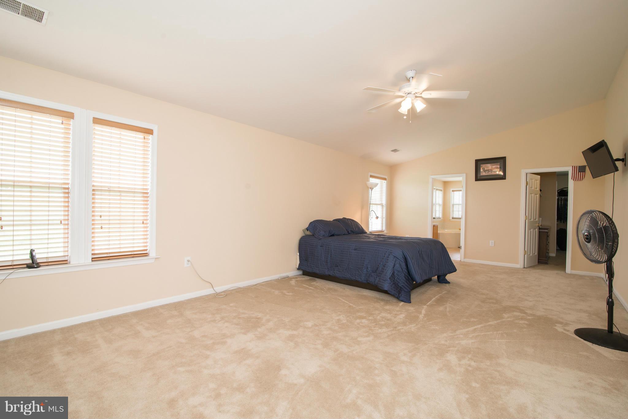 MEADOW BROOK - Residential