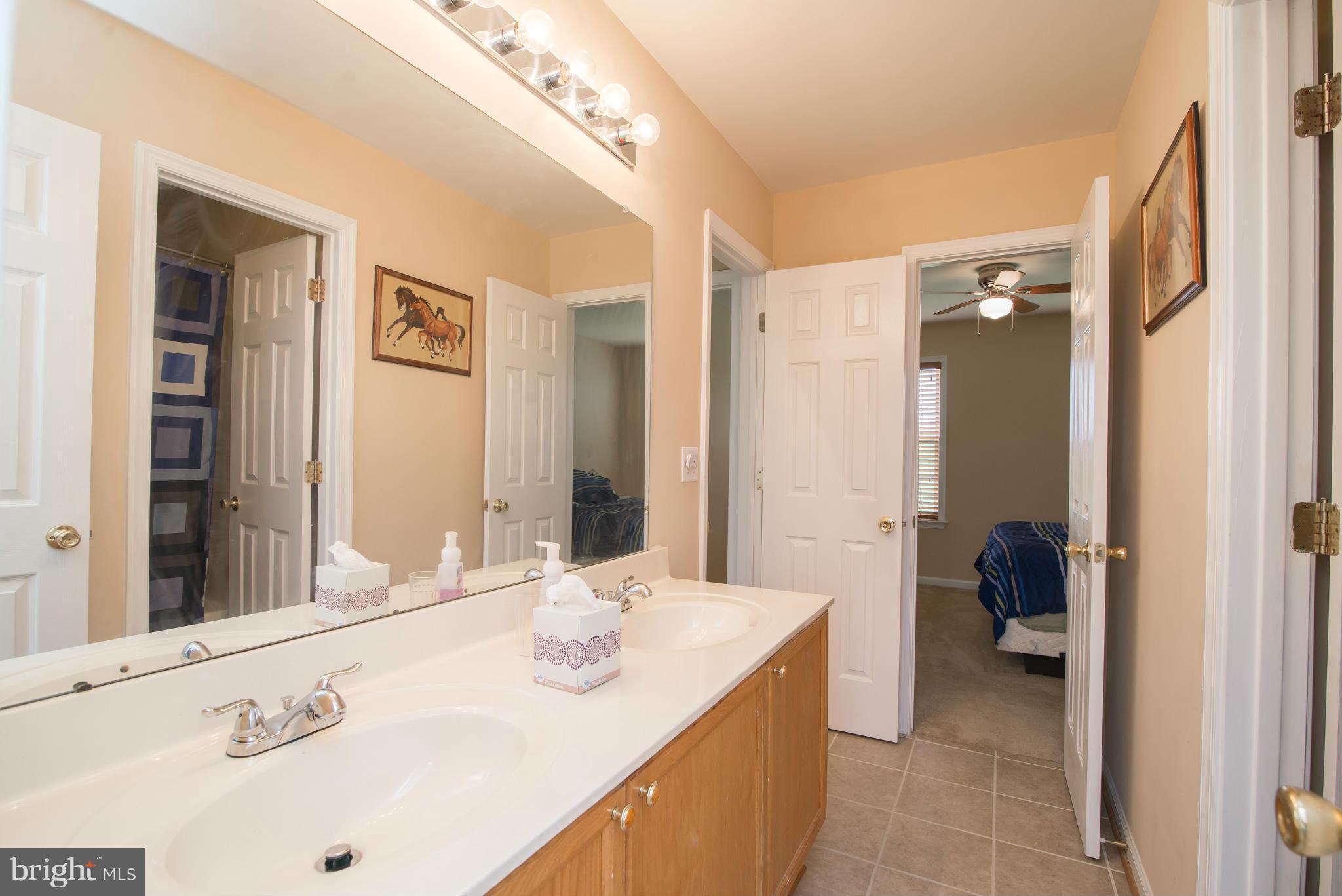 MEADOW BROOK - Residential