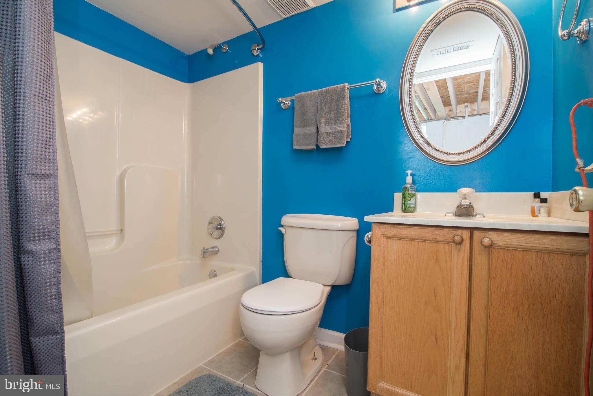 MEADOW BROOK - Residential