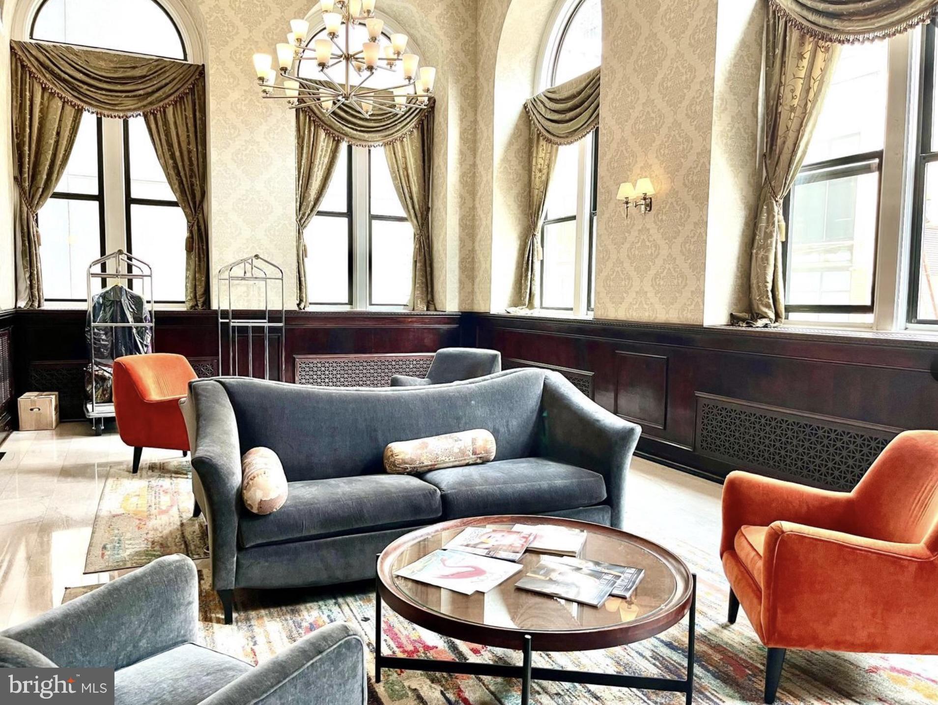 CENTER CITY - Residential Lease