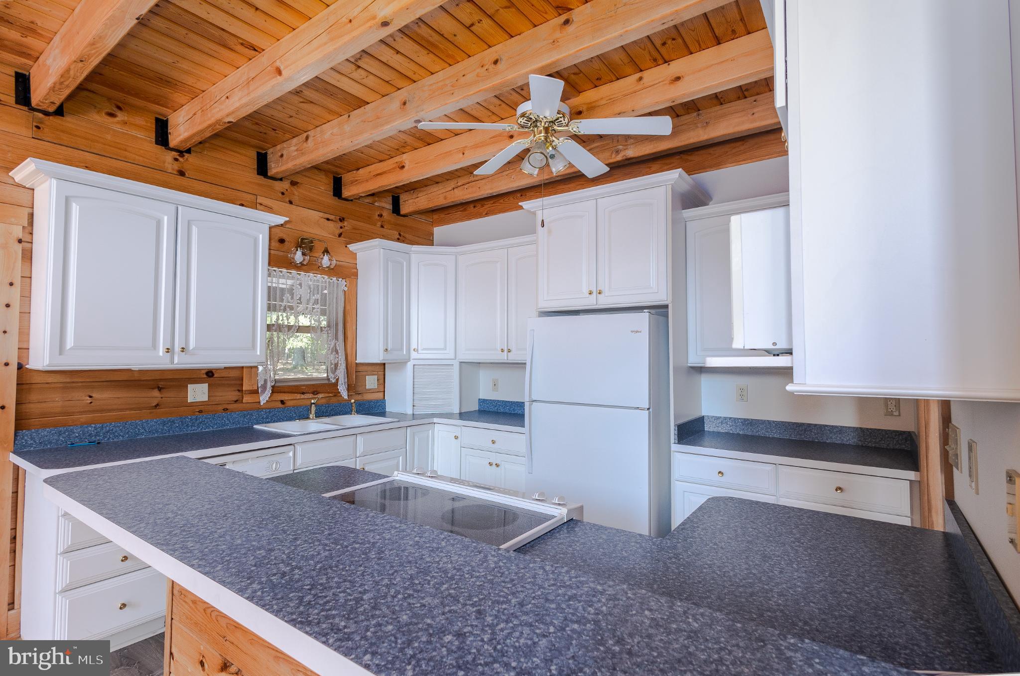 MAGNOLIA BEND - Residential Lease