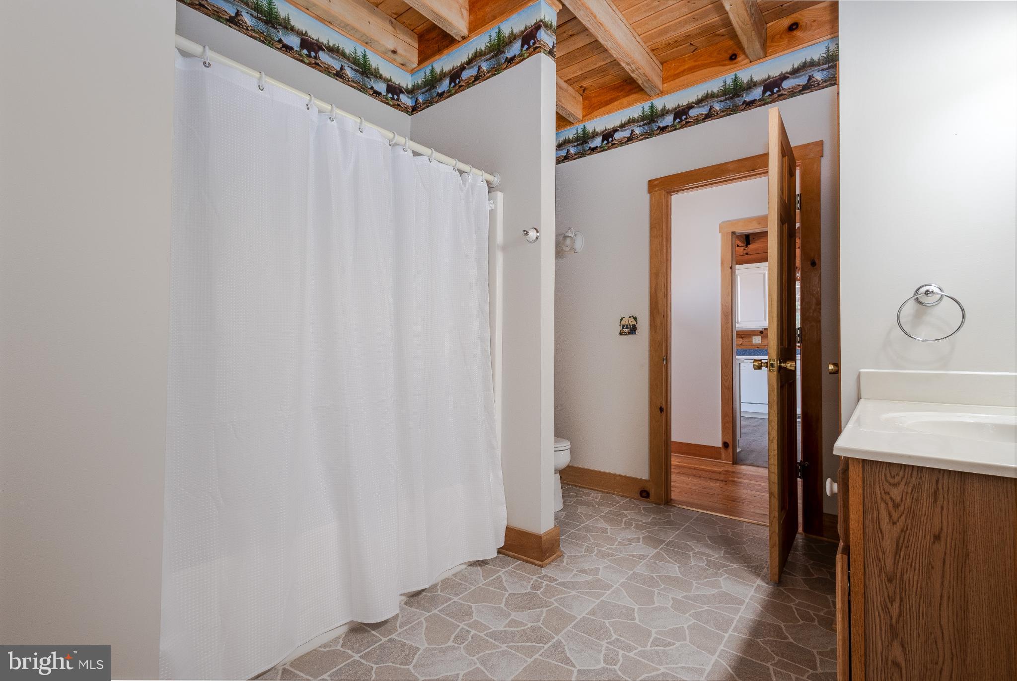 MAGNOLIA BEND - Residential Lease