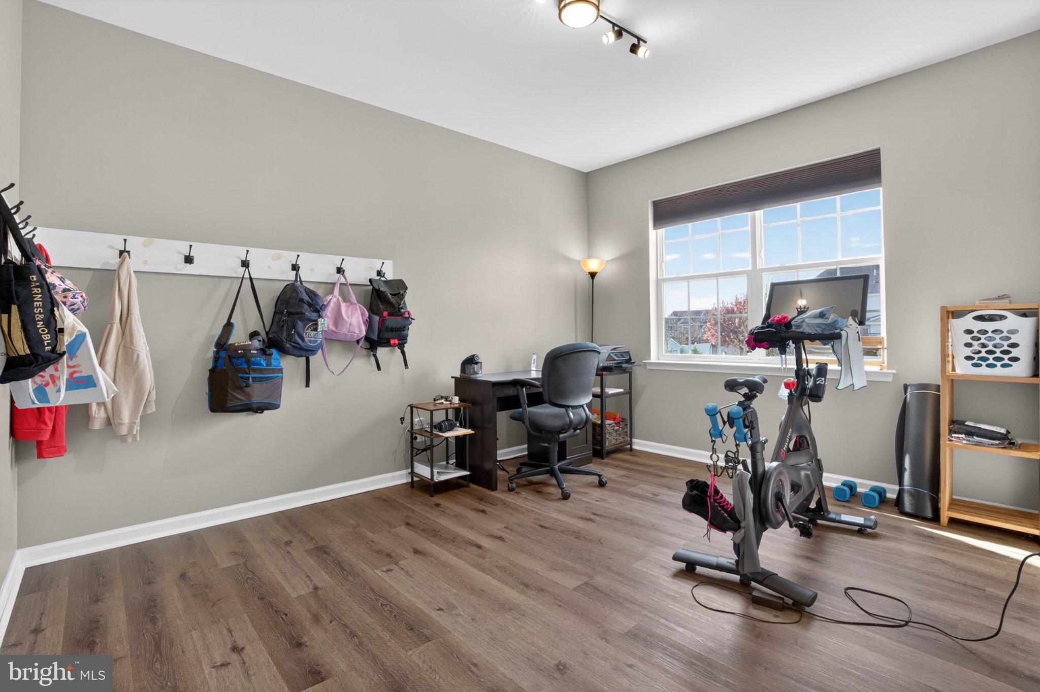 SHANNON COVE - Residential