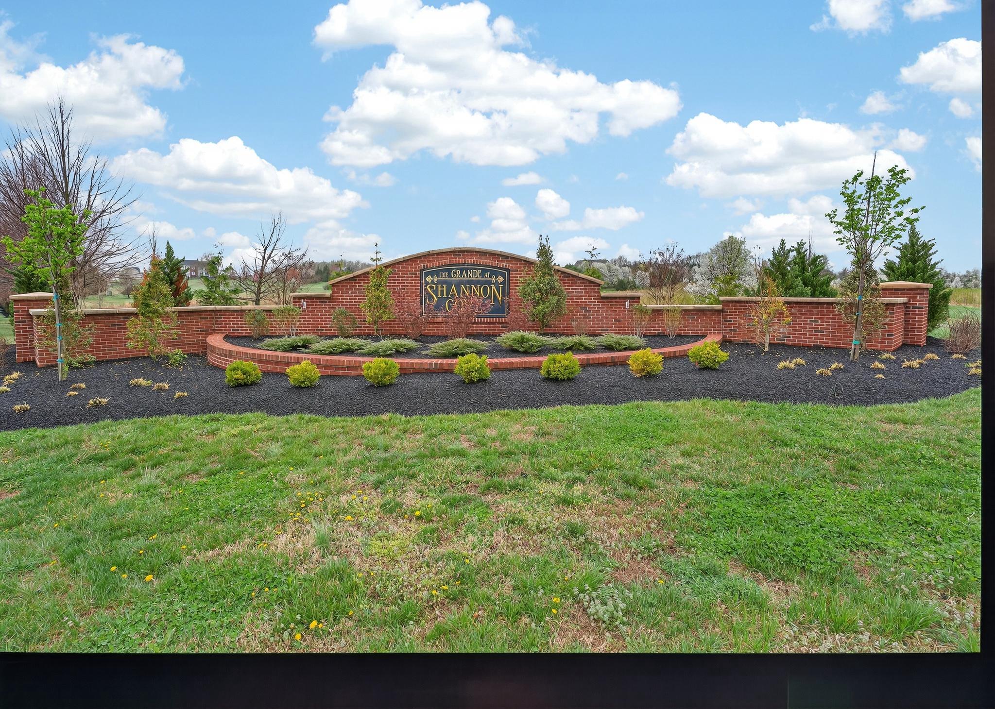 SHANNON COVE - Residential