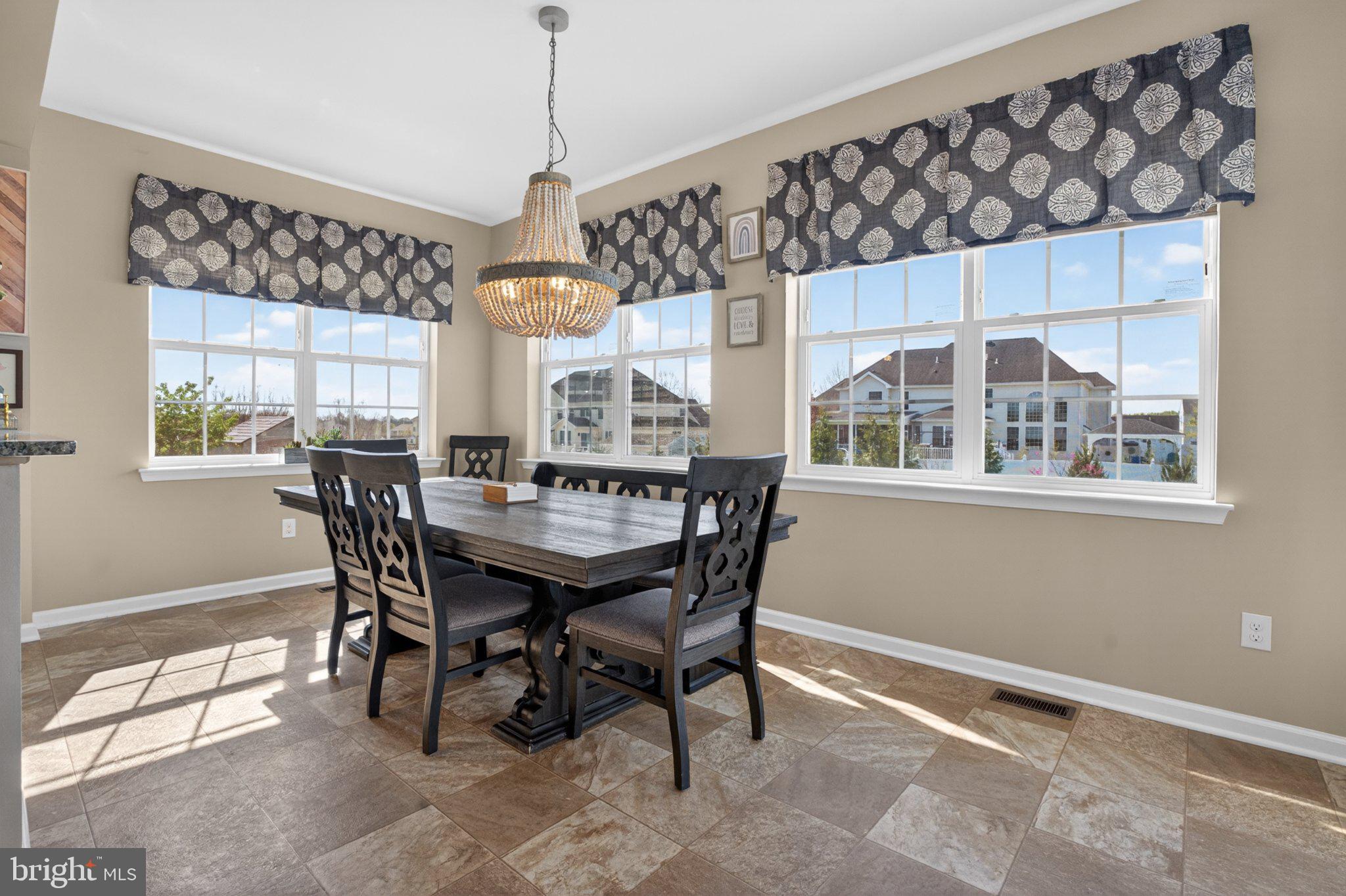 SHANNON COVE - Residential