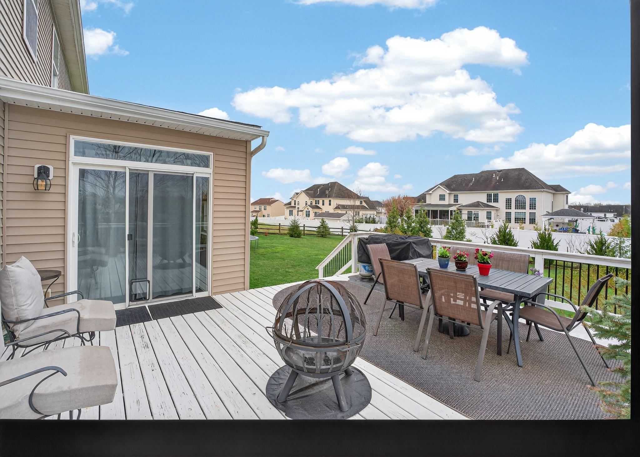 SHANNON COVE - Residential