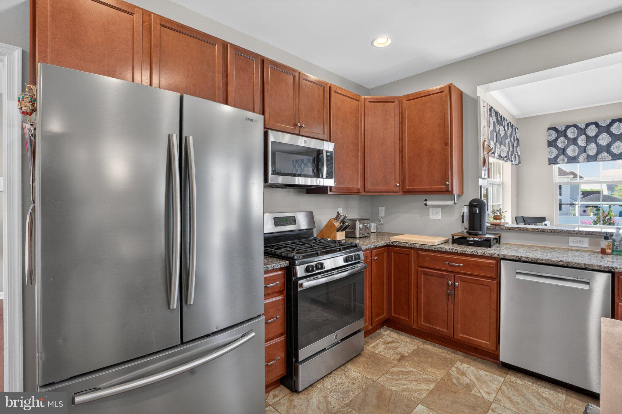 SHANNON COVE - Residential