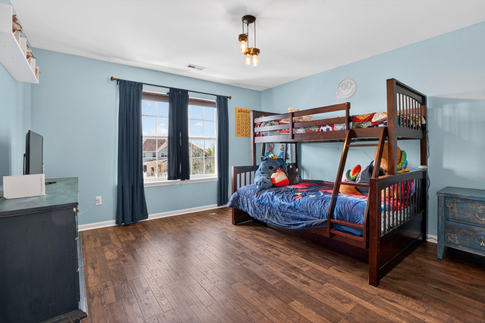 SHANNON COVE - Residential