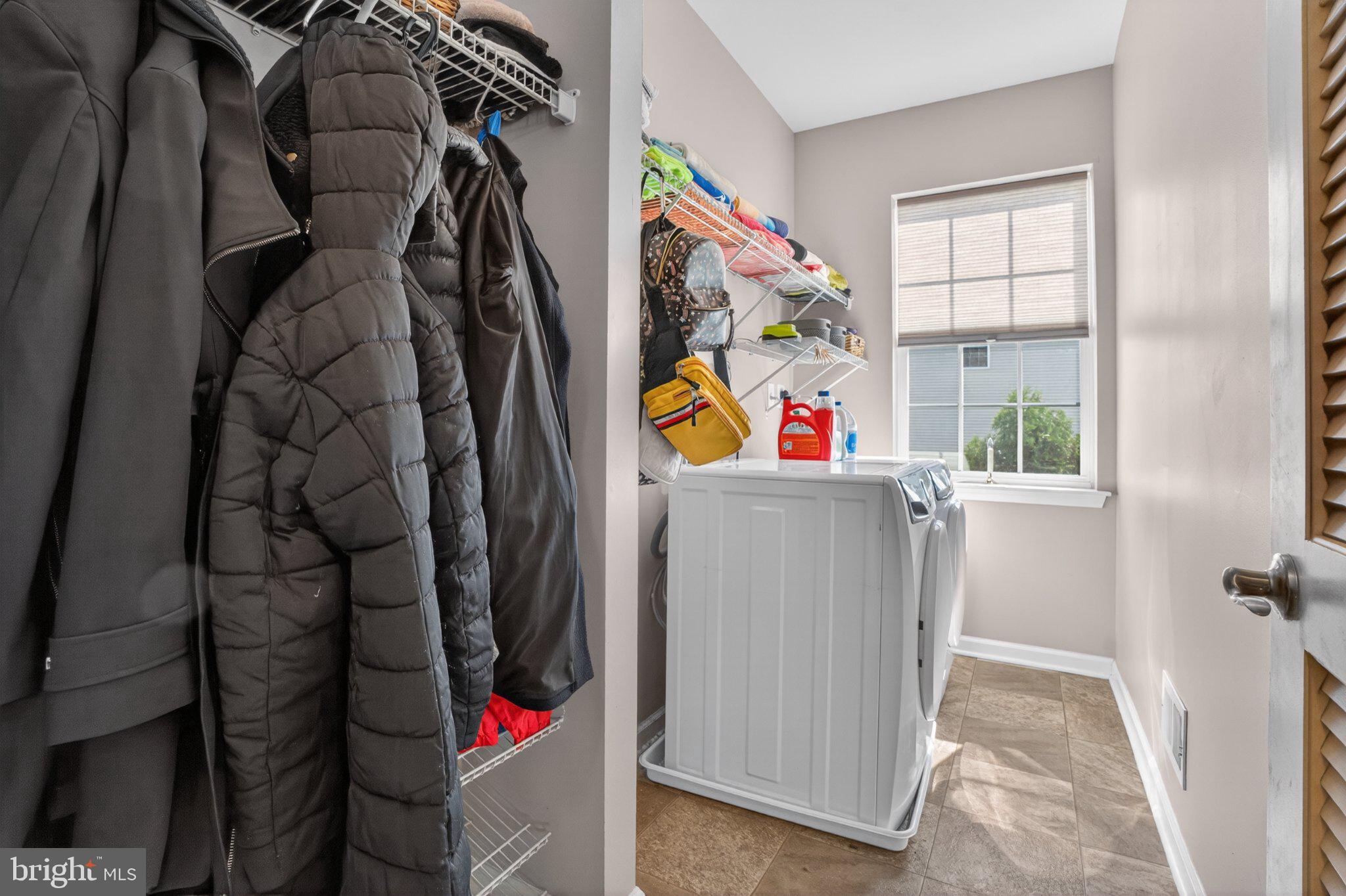 SHANNON COVE - Residential