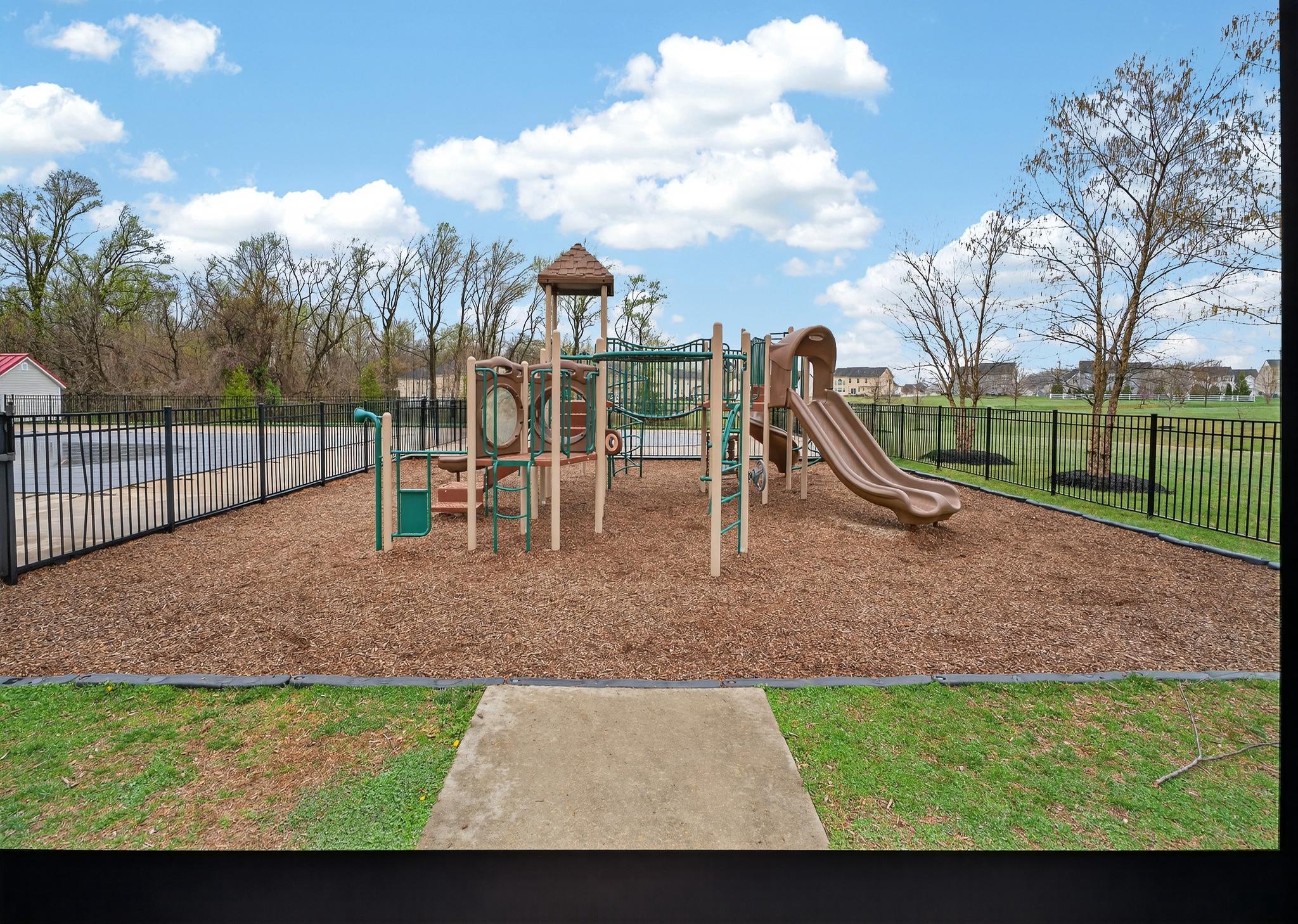 SHANNON COVE - Residential