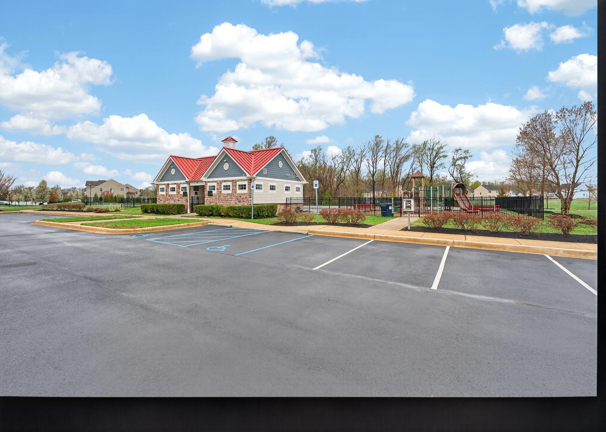 SHANNON COVE - Residential