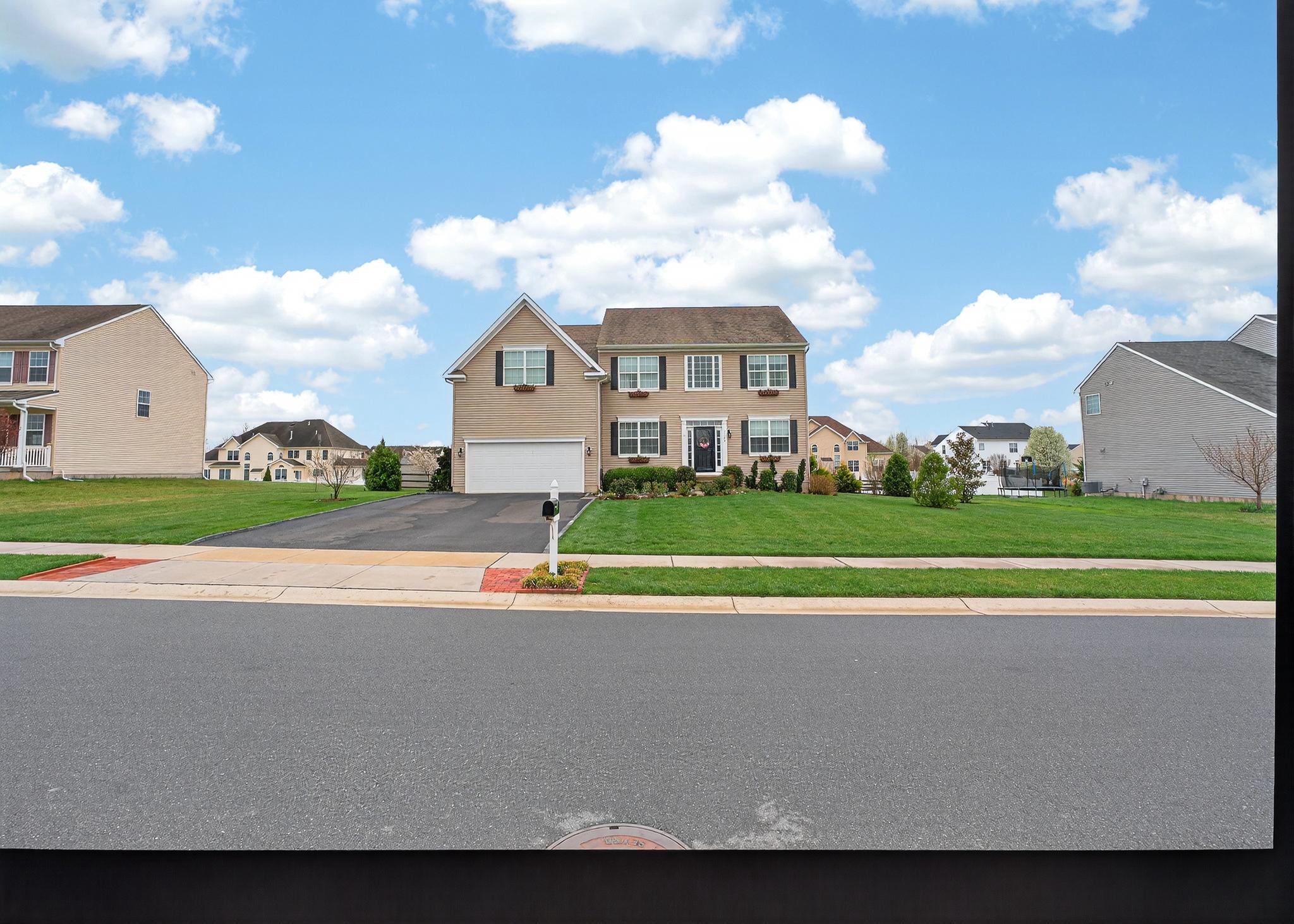 SHANNON COVE - Residential