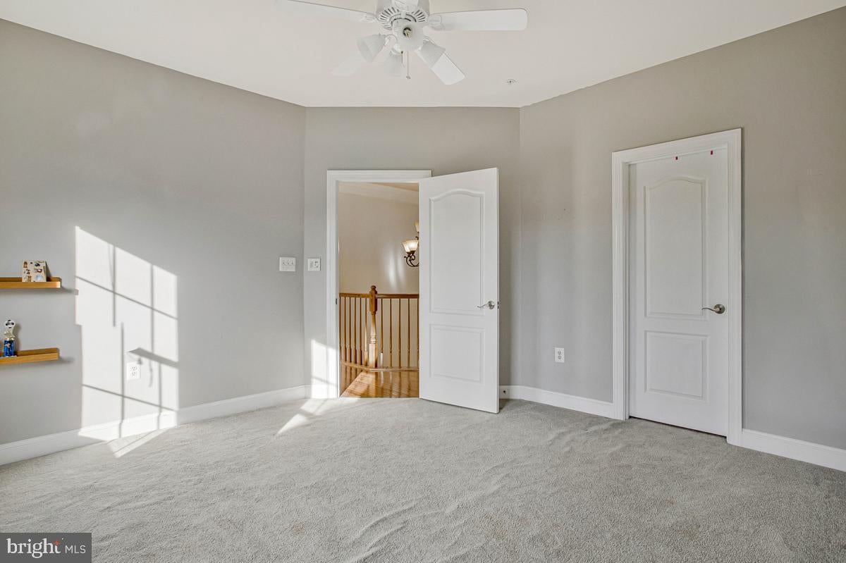 27 Hunting Ct, Edgewater, MD, 21037, USA, 5 Bedrooms Bedrooms, ,6 BathroomsBathrooms,Residential,Active,27 Hunting Ct,MDAA2140348