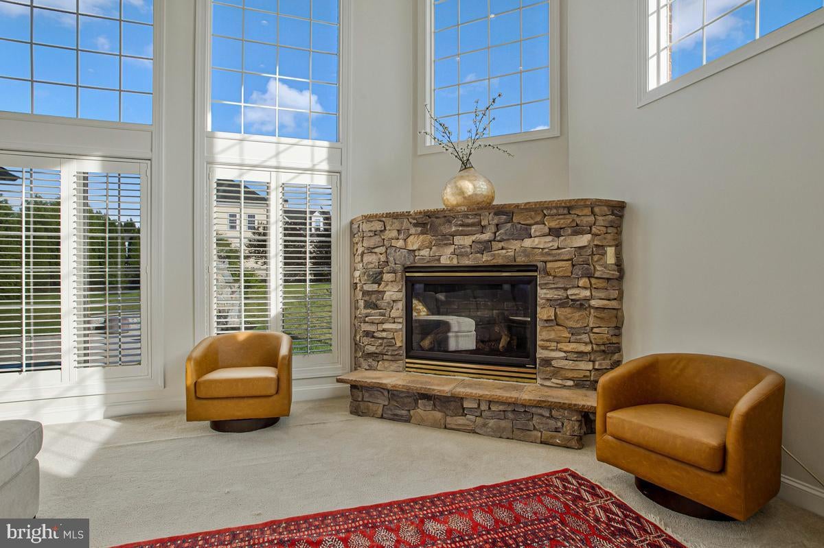 27 Hunting Ct, Edgewater, MD, 21037, USA, 5 Bedrooms Bedrooms, ,6 BathroomsBathrooms,Residential,Active,27 Hunting Ct,MDAA2140348