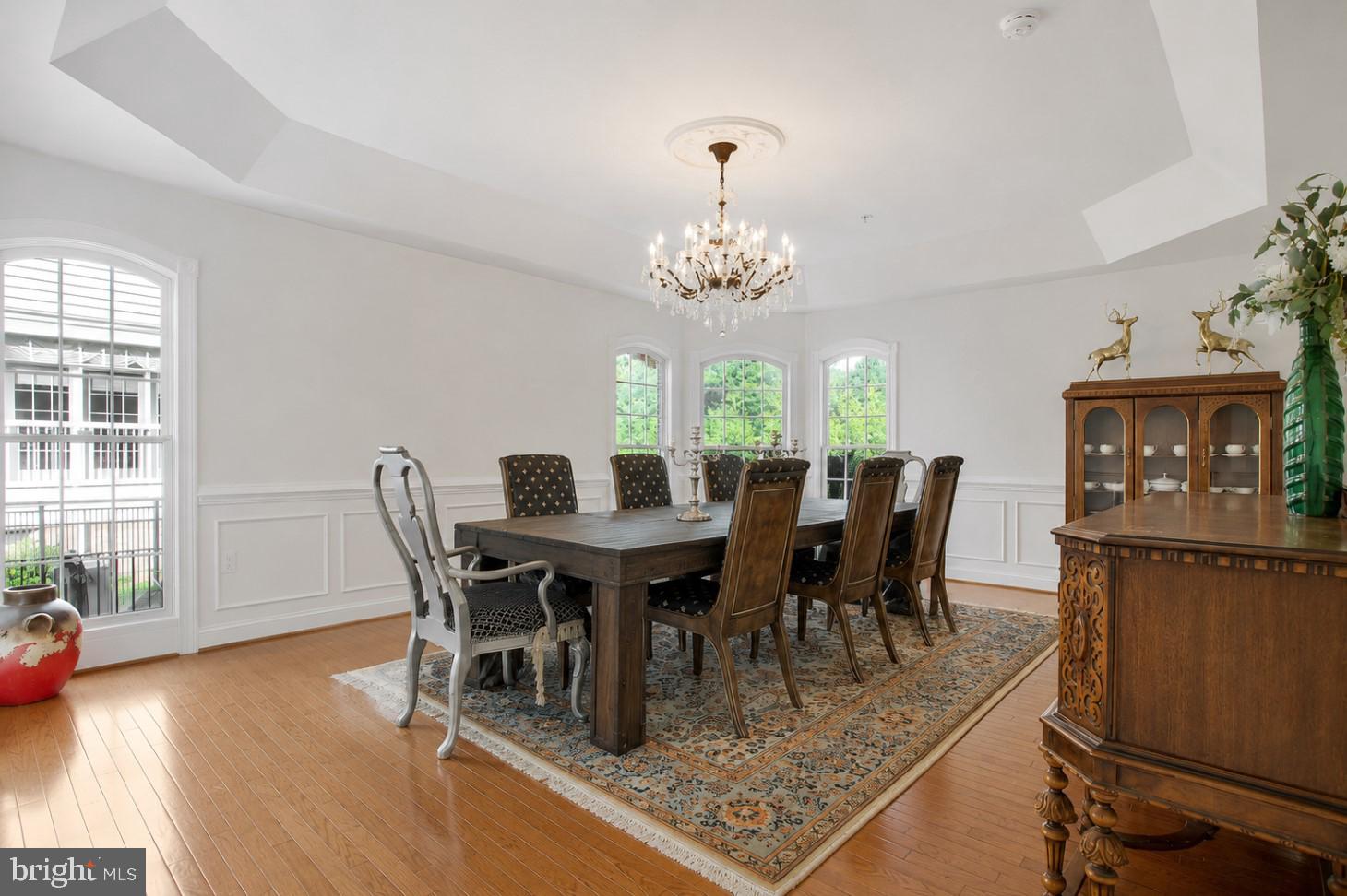 27 Hunting Ct, Edgewater, MD, 21037, USA, 5 Bedrooms Bedrooms, ,6 BathroomsBathrooms,Residential,Active,27 Hunting Ct,MDAA2140348