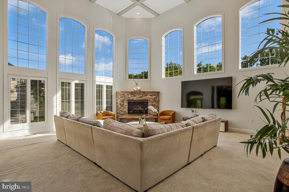 27 Hunting Ct, Edgewater, MD, 21037, USA, 5 Bedrooms Bedrooms, ,6 BathroomsBathrooms,Residential,Active,27 Hunting Ct,MDAA2140348