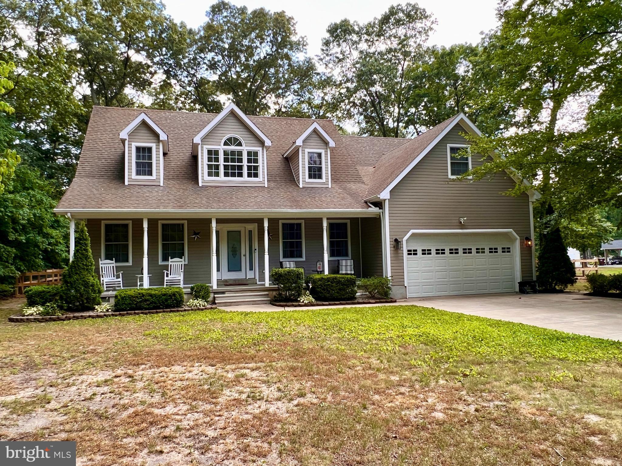 New Fox Grape Listing This home boast nearly 2800 sqft, 4 Bedrooms, 2 full baths and 2 half baths with a Bonus room above the garage. Covered front porch and rear deck area for hanging out grilling. Built in 2003 with an open floor plan and big tall vaulted ceilings. Primary bedroom on the main floor with 3 bedrooms upstairs with bonus room. All new hardwood floors and granite kitchen counter tops in 2017. Fully fenced in backyard backs to woods with an outdoor storage she. Property is located on a quite dead end street with no through traffic. 2 Concrete driveways for extra room.. Both upstairs and down stairs have their own separate HVAC units for comfortable living. Pellet stove in the living room for another heat source.