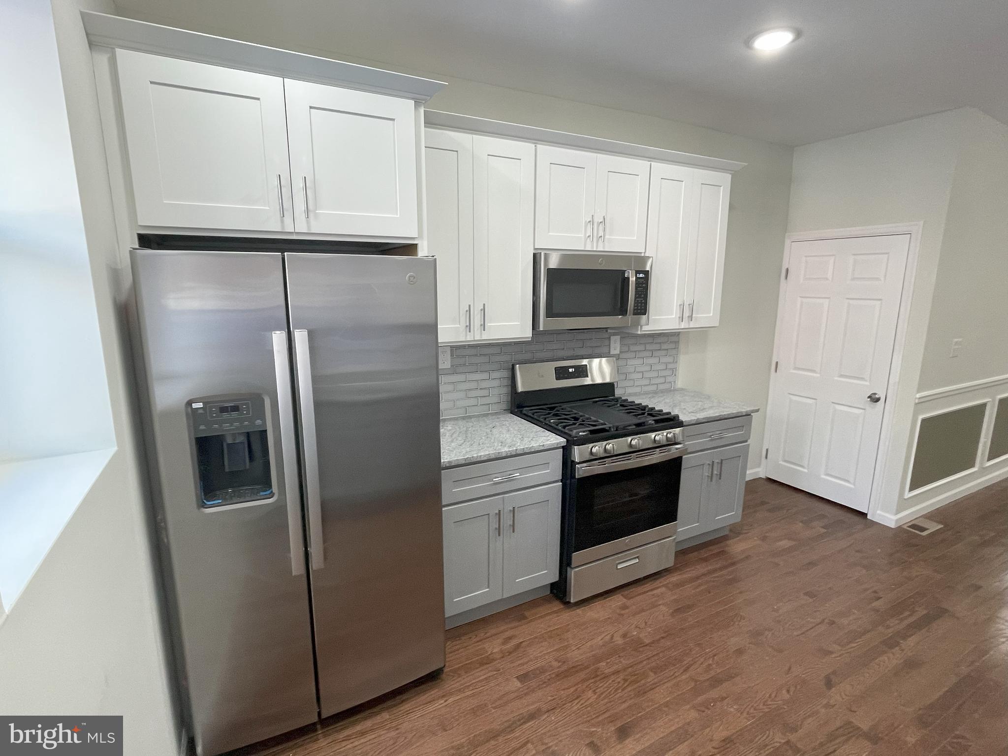 FERN ROCK - Residential