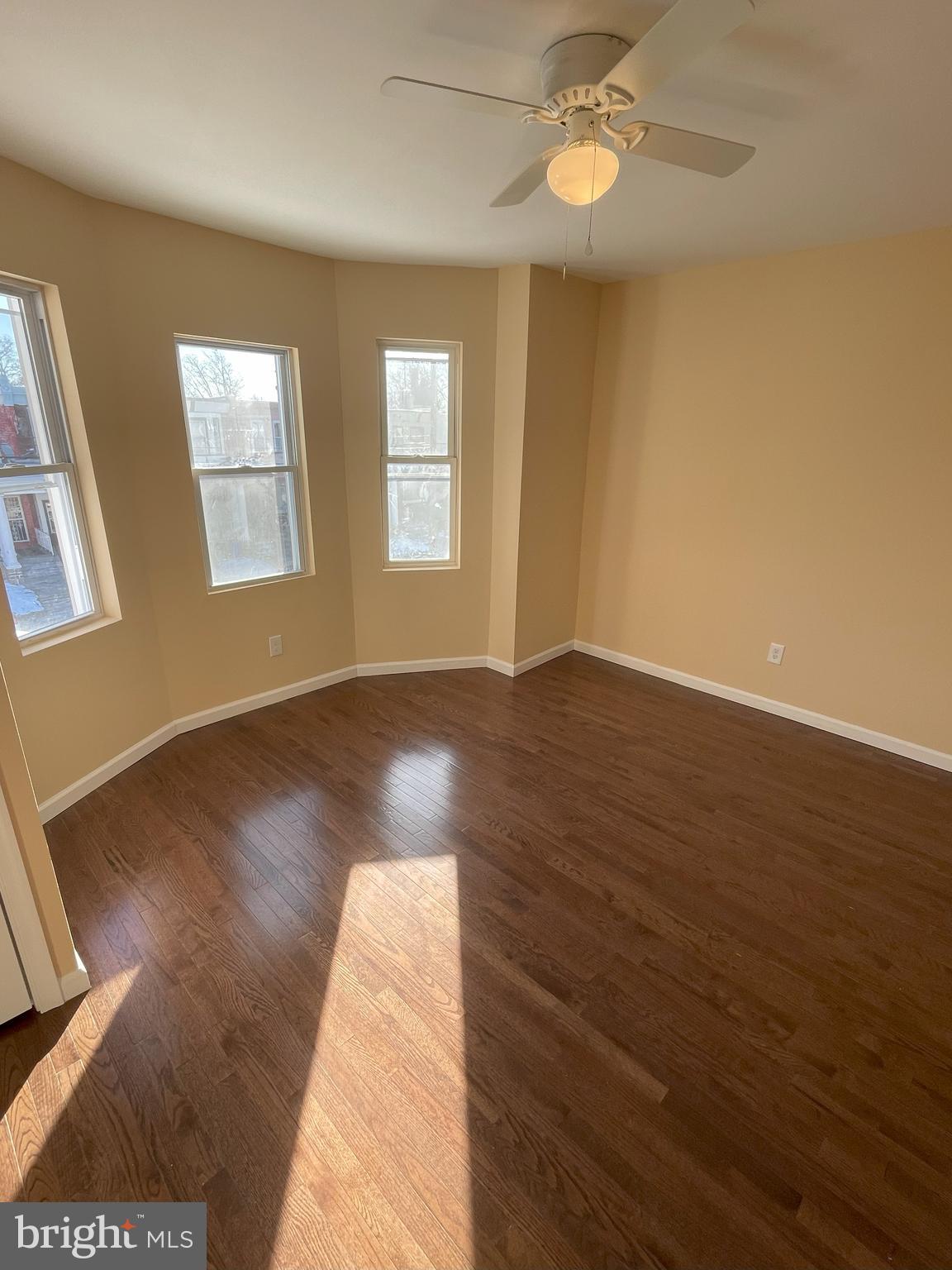 FERN ROCK - Residential