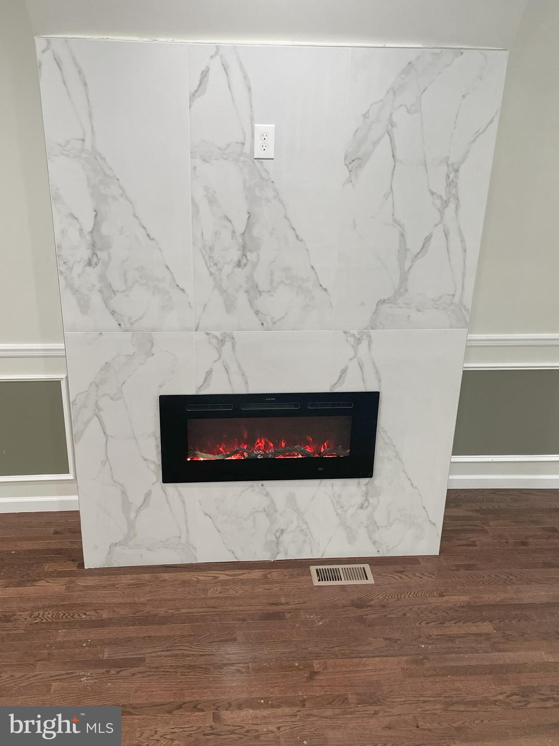 FERN ROCK - Residential