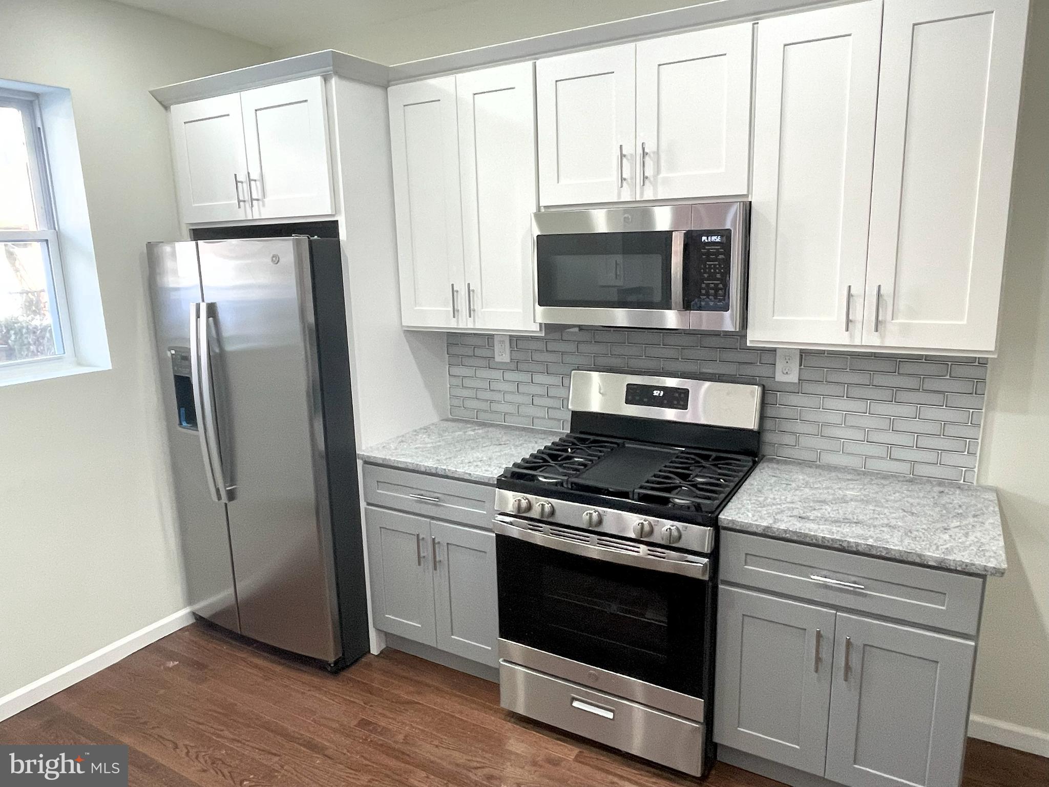 FERN ROCK - Residential
